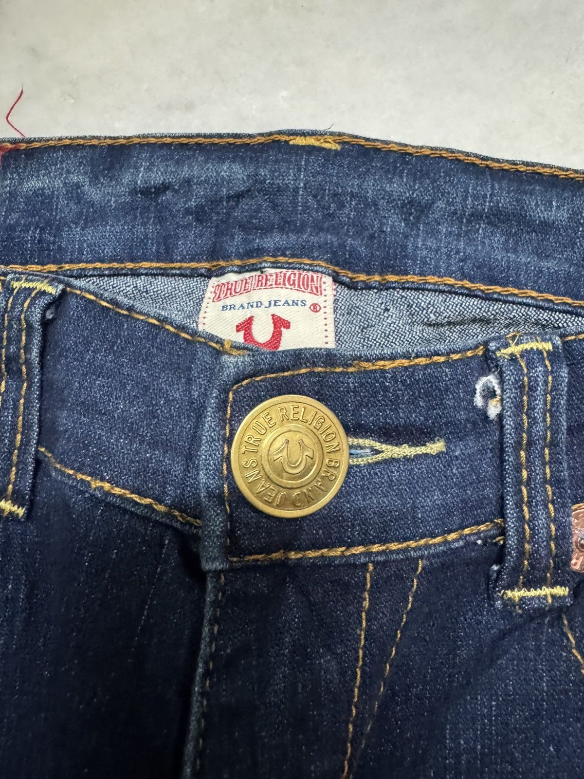True Religion 💥RARE💥TRUE RELIGION INDIGO FLARE TWIST LEG GOLD LOGO RARE Size US 28 / EU 44 - 8 Thumbnail