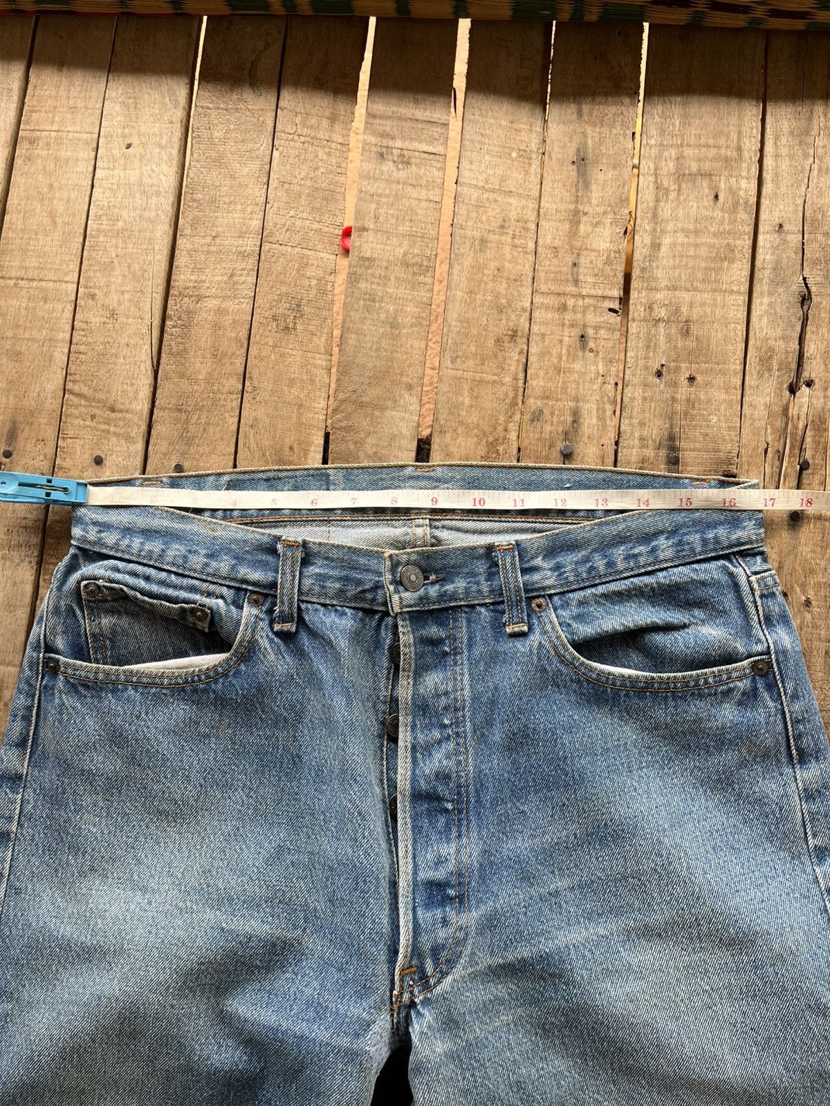 Vintage Thrashed Faded 80s’ Levi’s 501 Size US 33 - 11 Thumbnail