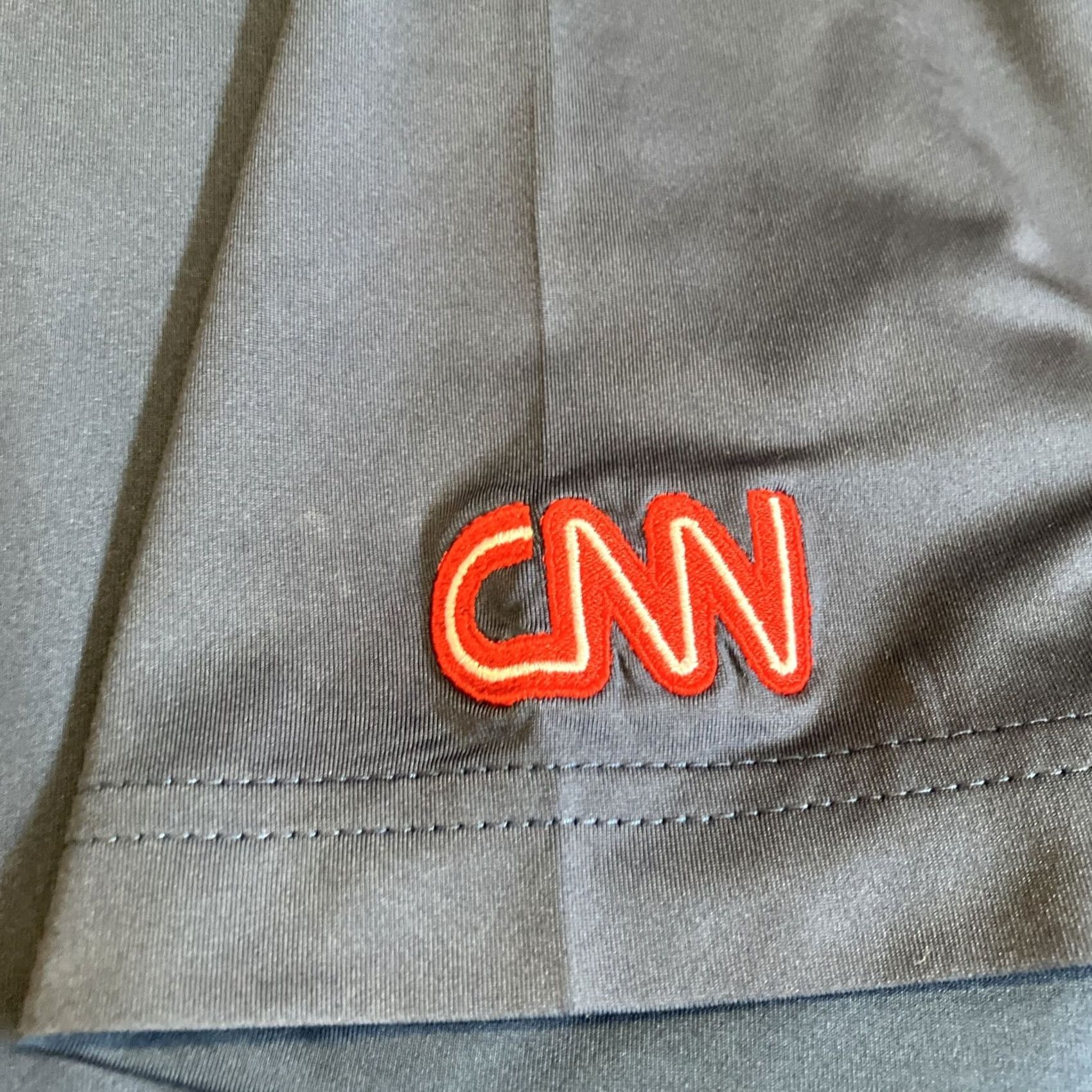 Peter Millar RARE Peter Millar Summer Comfort Embroidered CNN Logo Golf Polo XL Blue Mens Size US XL / EU 56 / 4 - 2 Thumbnail