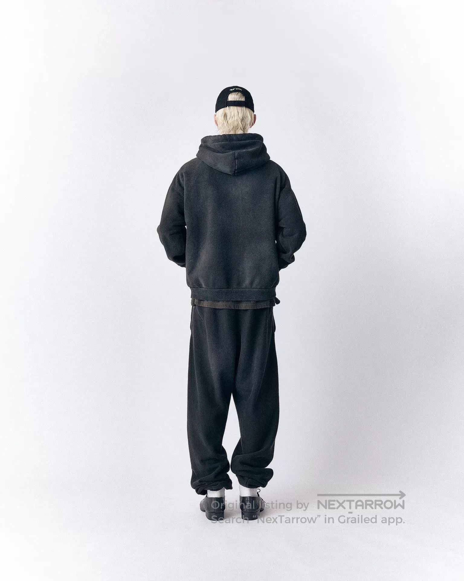 Vuja De black sunfaded chiral hoodie in supima cotton. Size US S / EU 44-46 / 1 - 9 Thumbnail