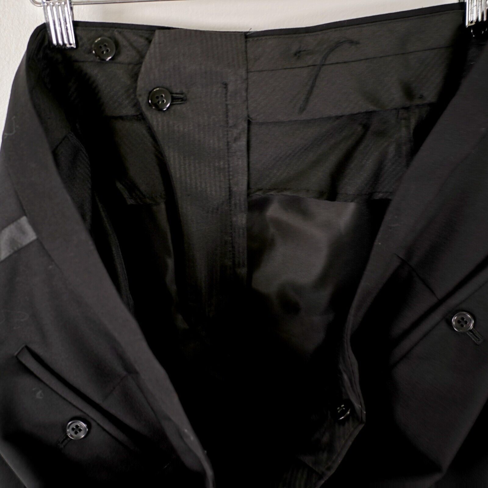 Calvin Klein Calvin Klein Wool Black 2 Felt Button 2 Piece Tuxedo 44R 41/ Size 44R - 5 Thumbnail