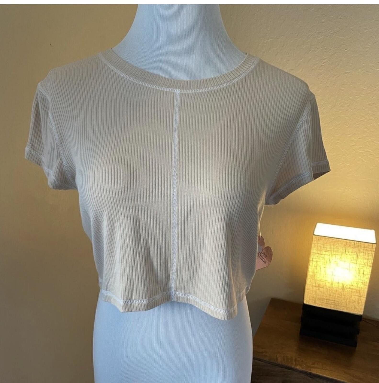 Other Love Charm crop top Size XL / US 12-14 / IT 48-50 - 1 Thumbnail
