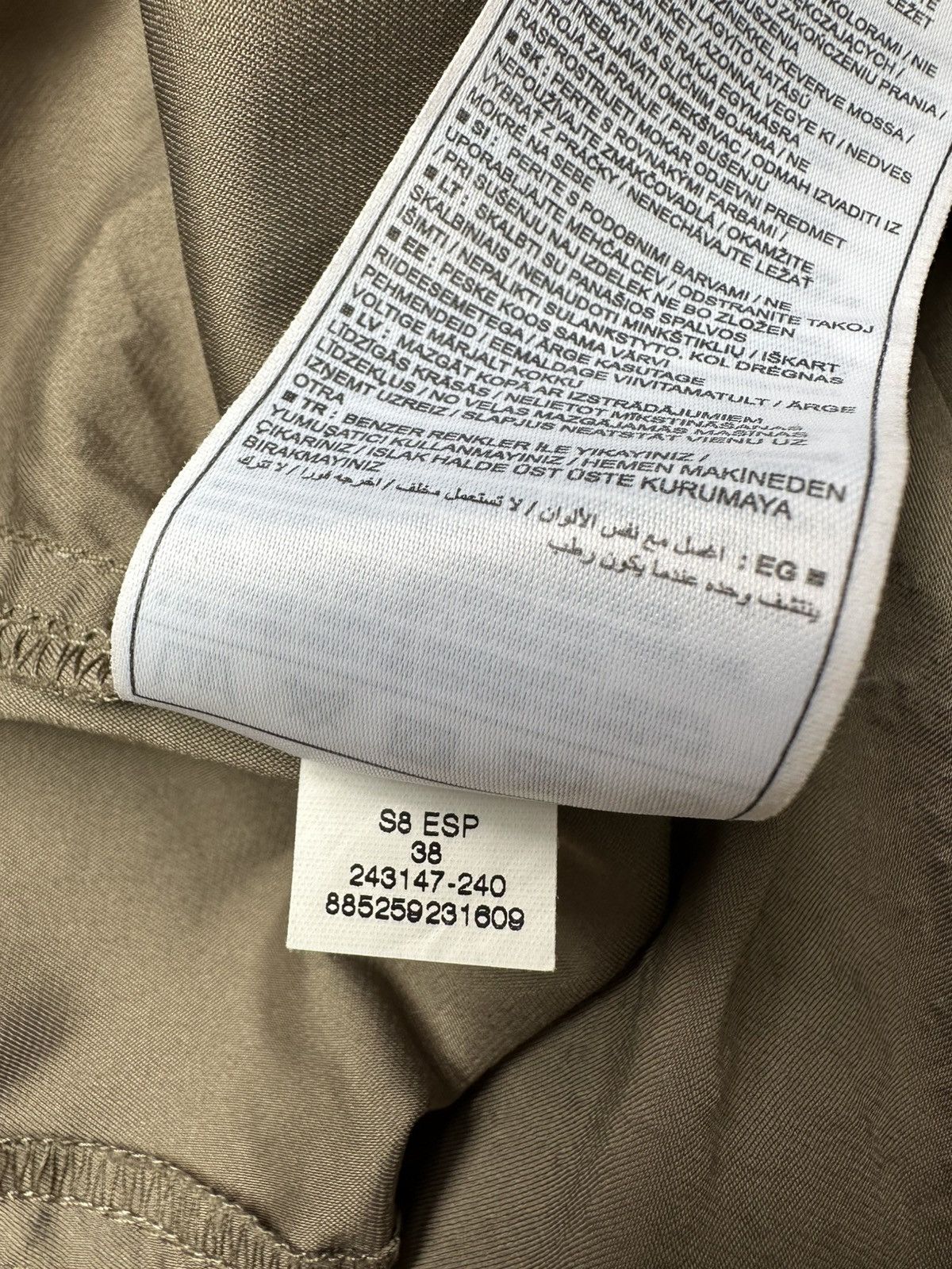 Nike × Nike ACG Vintage Y2k Nike Acg Cargo Shorts Size US 38 / EU 54 - 18 Thumbnail