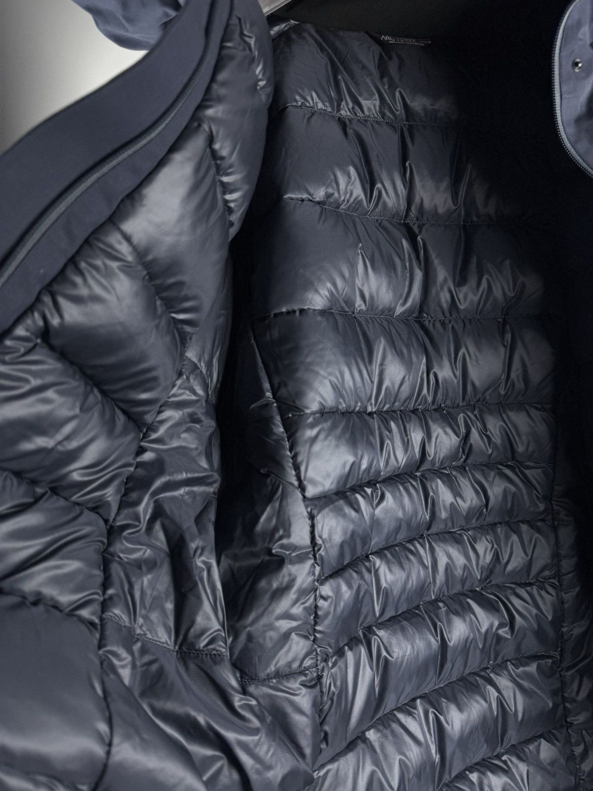Arc'teryx Arc’teryx Patera Parka Gore Tex Women’s Down Jacket Navy Size M / US 6-8 / IT 42-44 - 6 Thumbnail