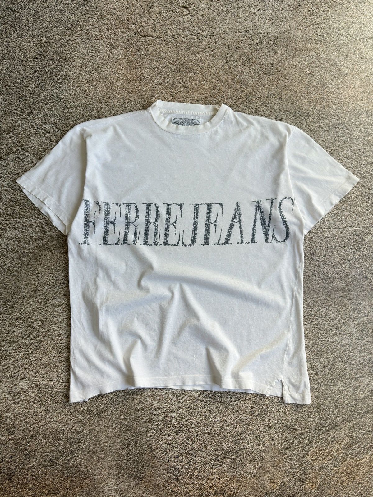 Gianfranco Ferre Vintage 90s Gianfranco Ferre Jeans Single Stitch Tee Size US XL / EU 56 / 4 - 1 Thumbnail