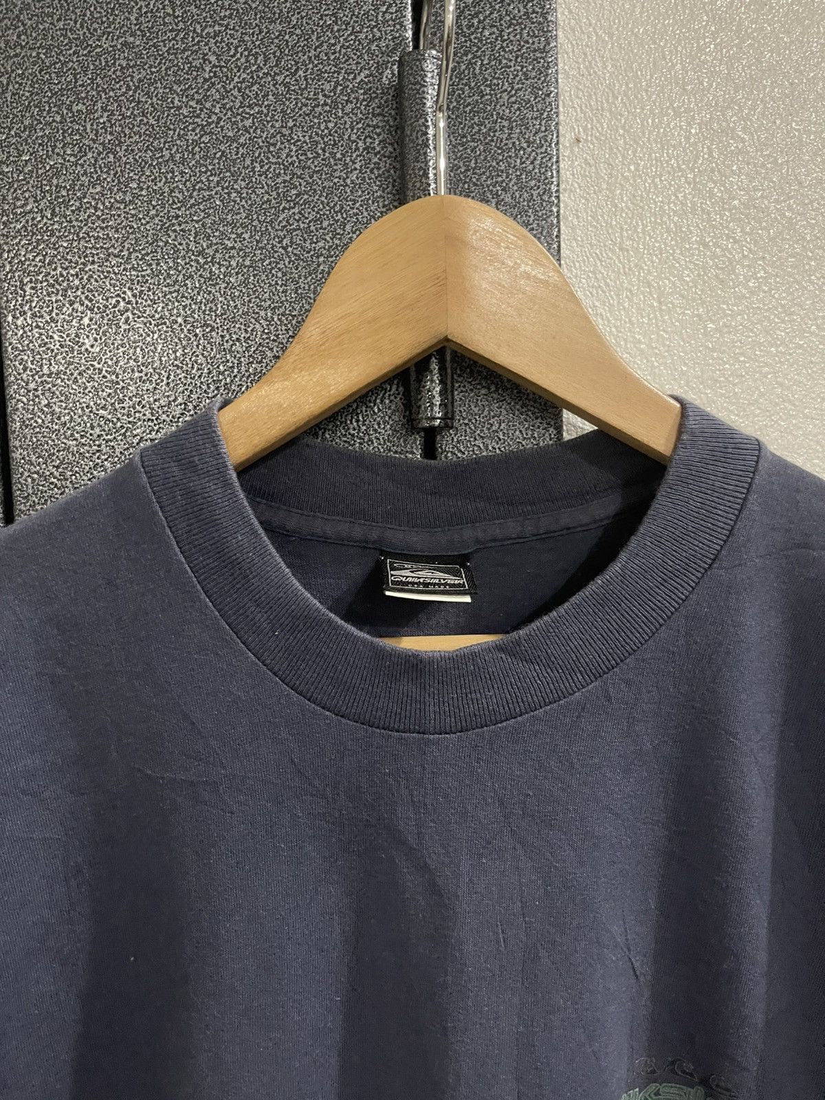 Quiksilver Vintage Quiksilver Tshirt Size US M / EU 48-50 / 2 - 6 Thumbnail