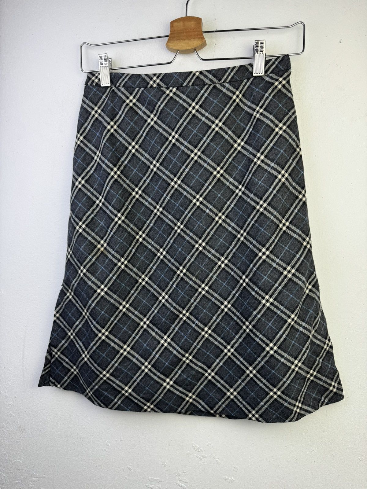 Burberry Burberry Blue Label Nova Check mini skirt wool and nylon Size 26" / US 2 / IT 38 - 3 Thumbnail