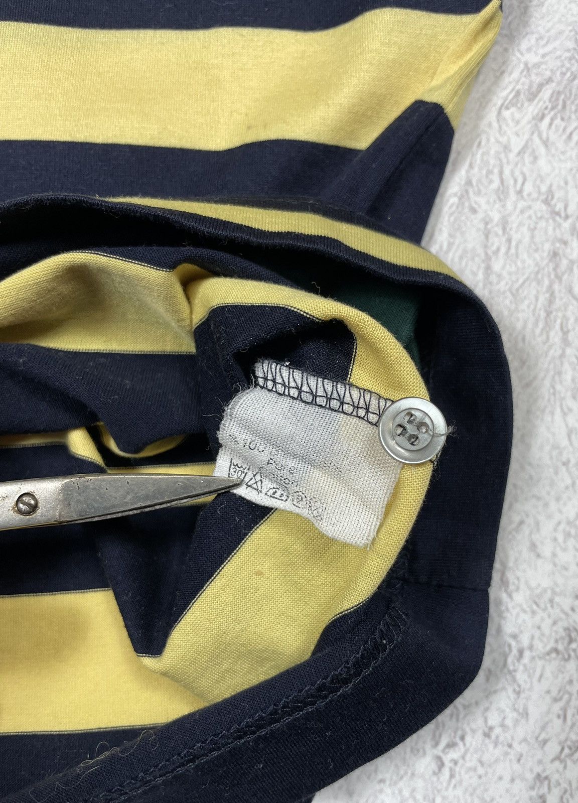Yves Saint Laurent YSL Yves Saint Laurent Vintage Polo Small Logo L Size US L / EU 52-54 / 3 - 6 Thumbnail
