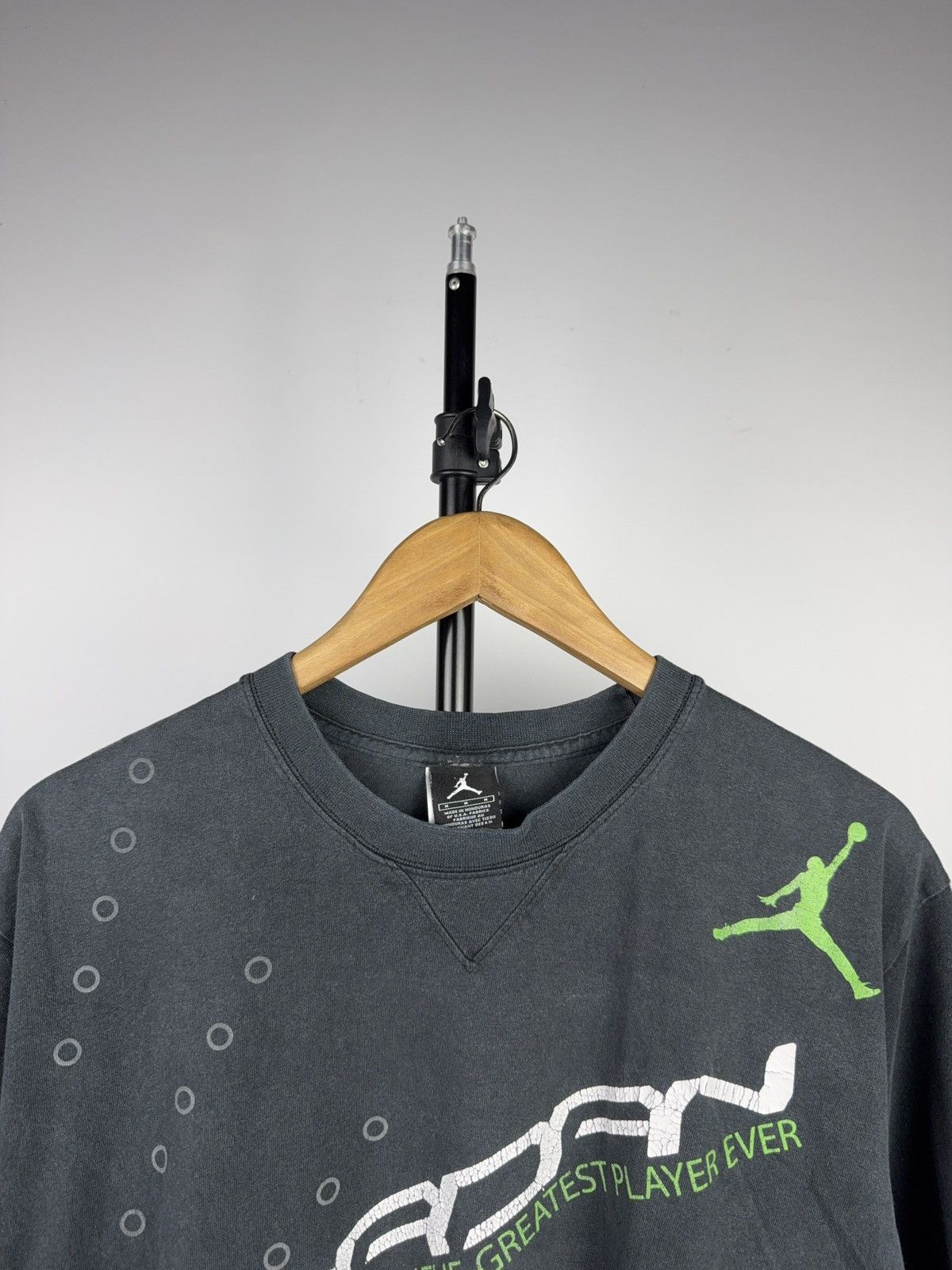 Jordan Brand Vintage 00s Jordan Jumpman Tee Neon Green Logo Y2K Style Size US M / EU 48-50 / 2 - 2 Thumbnail