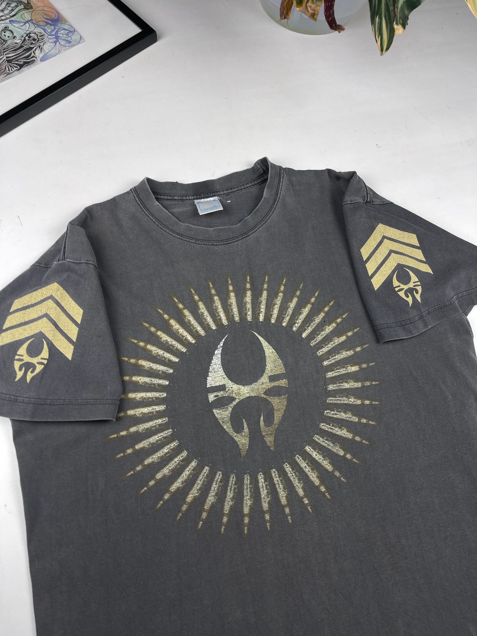 Band Tees Soulfly Vintage Y2k Band Print Tee Rock Metal Streetwear Size US L / EU 52-54 / 3 - 5 Thumbnail