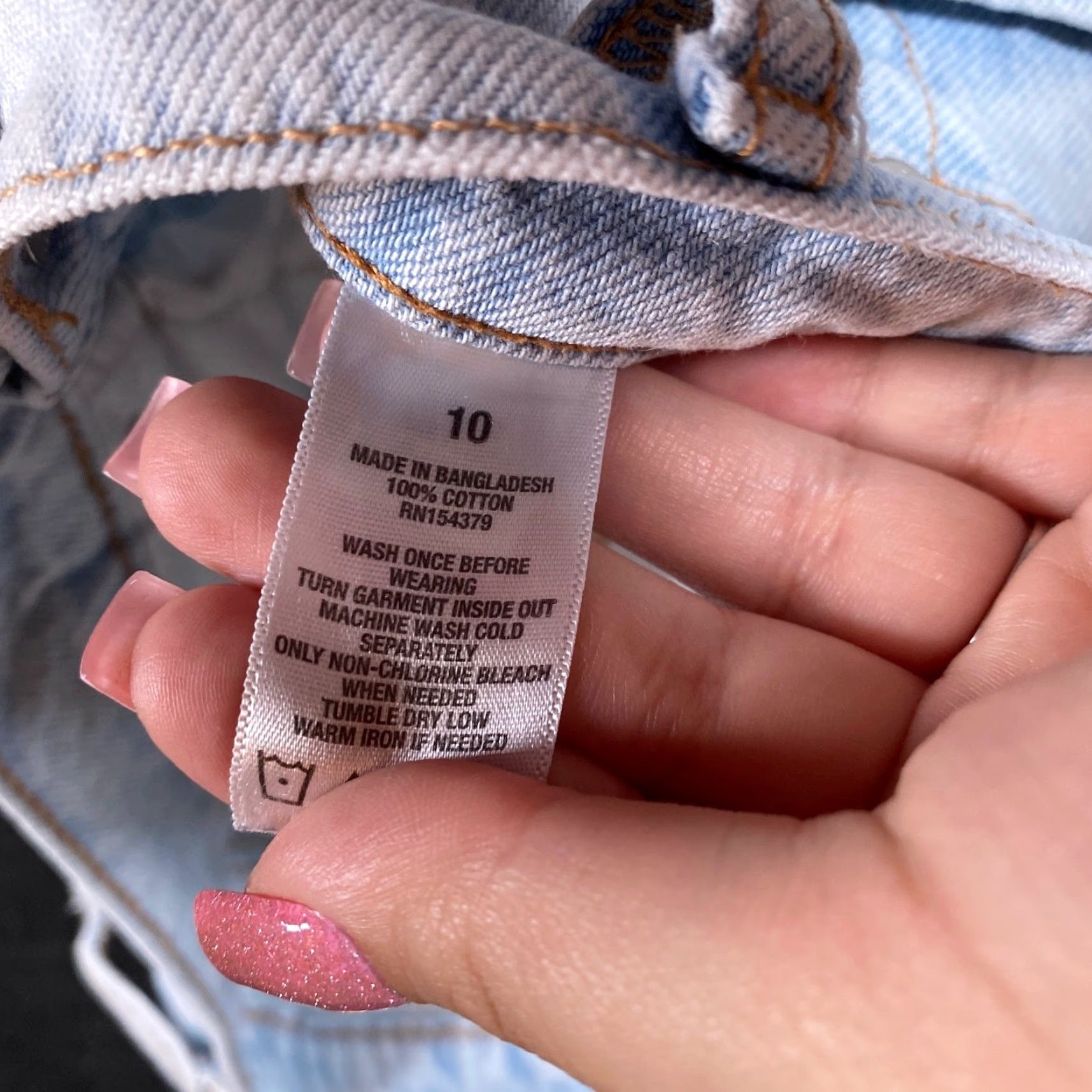 Aeropostale VINTAGE Aeropostale Jeans Blue Denim Mom 10 Womens Distressed 5-Pocket Stretch Relaxed Cotton Polyester Denim-Blue Classic Mom Jeans Women Size 32" / US 10 / IT 46 - 5 Thumbnail
