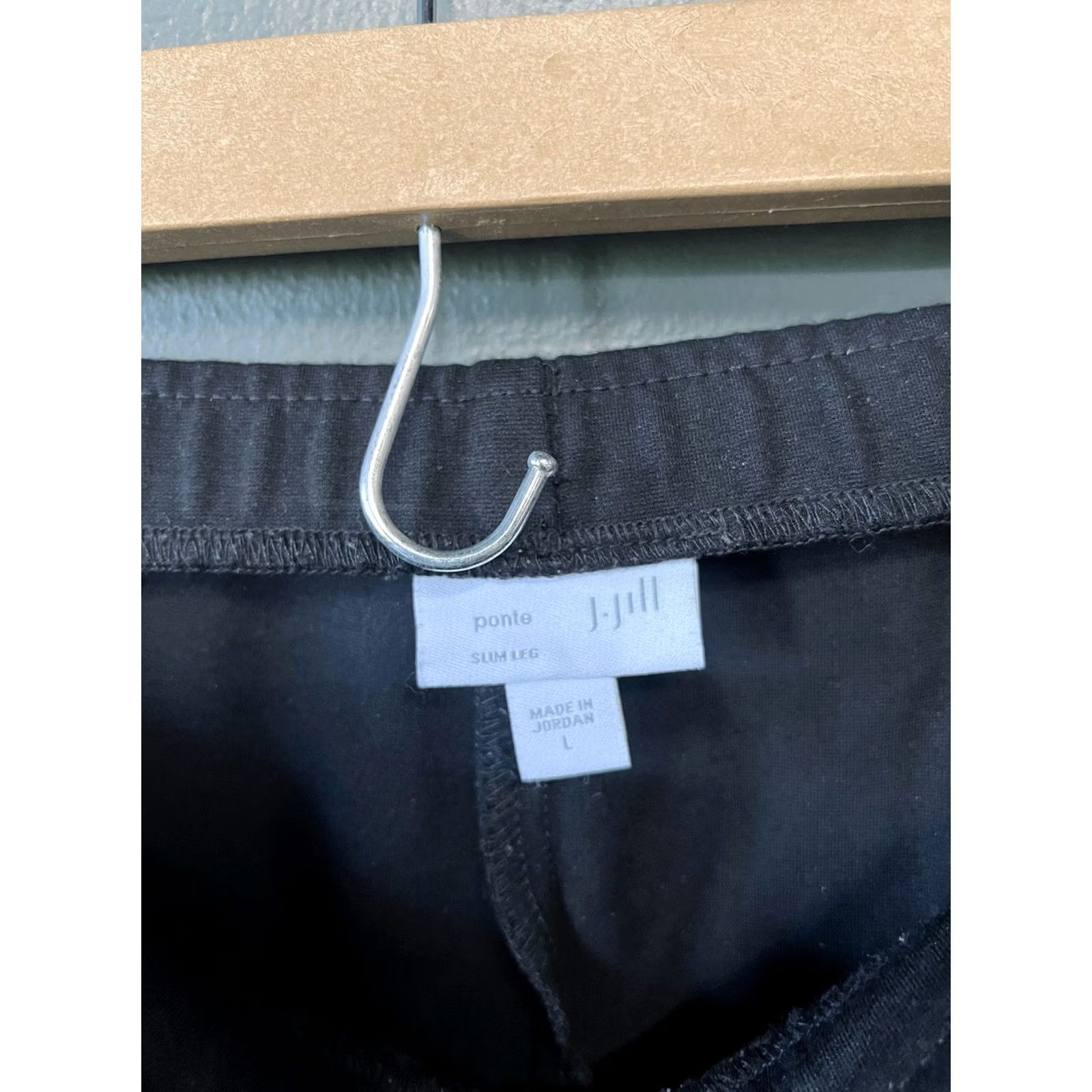 J. Jill J. Jill Womens Black Pull On Cropped Leggings Size L Slim Fit, Tapered, Cropped, Solid, Pants, Regular, Black, Womens, 27 inseam Size 36" / US 14 / IT 50 - 3 Thumbnail
