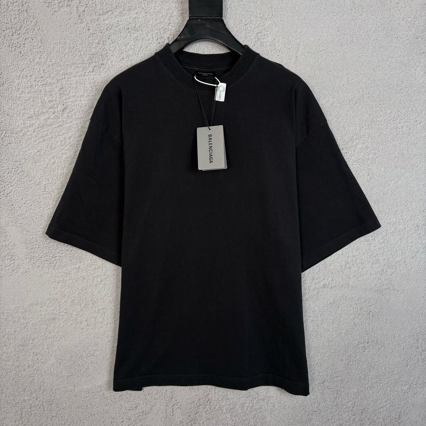Balenciaga balenciaga reflective logo short sleeve t-shirt Size US S / EU 44-46 / 1 - 1 Thumbnail