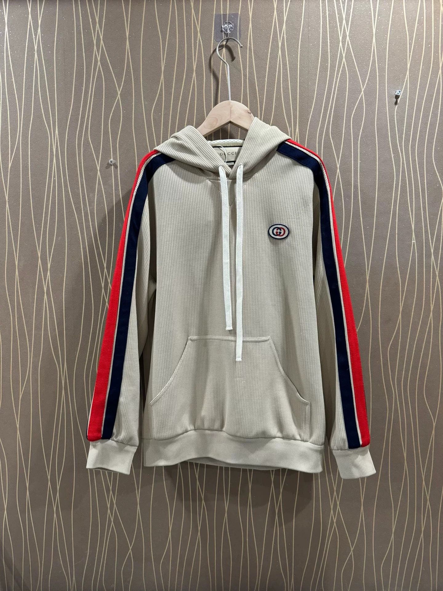 Gucci Gucci New Beige Hoodie XS Size US XS / EU 42 / 0 - 1 Thumbnail