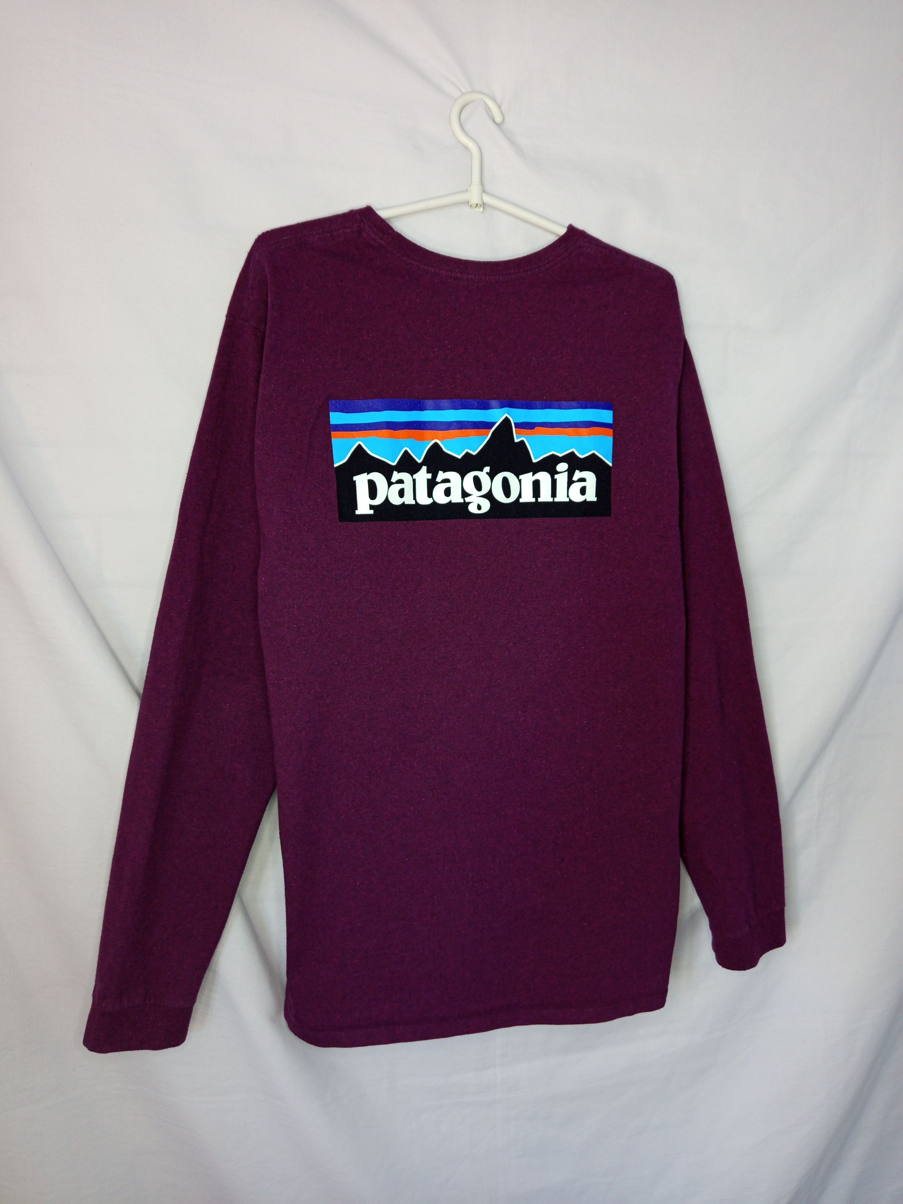 Patagonia Patagonia Longsleeve Size L Purple Size US L / EU 52-54 / 3 - 7 Thumbnail