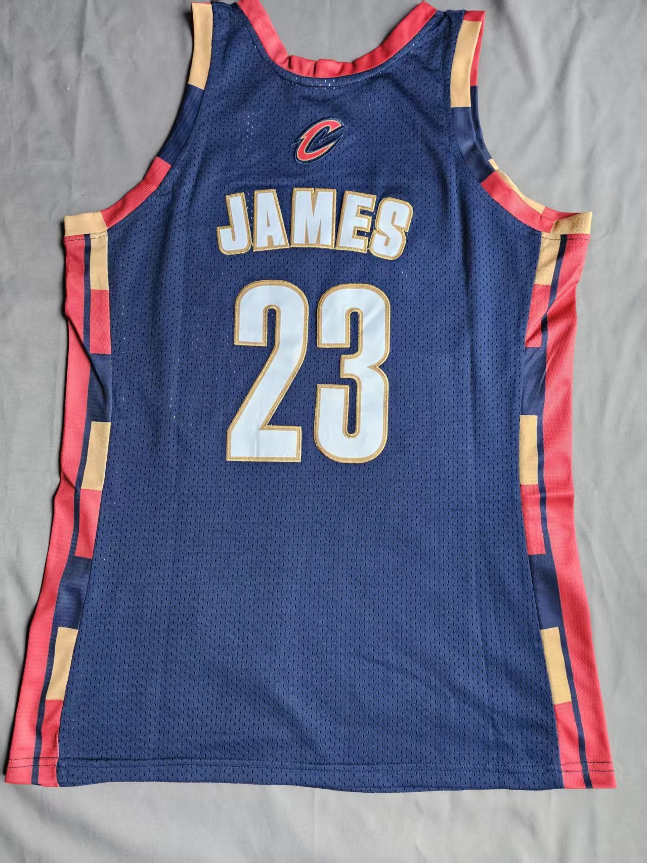 NBA #23 LeBron James Jersey Cavaliers 2008 09 Size US L / EU 52-54 / 3 - 1 Thumbnail