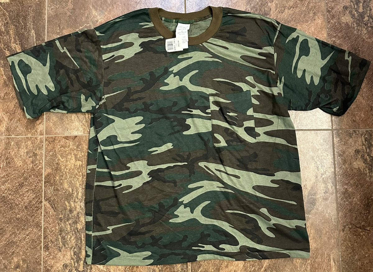 Vintage Vintage Camo Ringer T Shirt Made In USA XL Size US XL / EU 56 / 4 - 1 Thumbnail