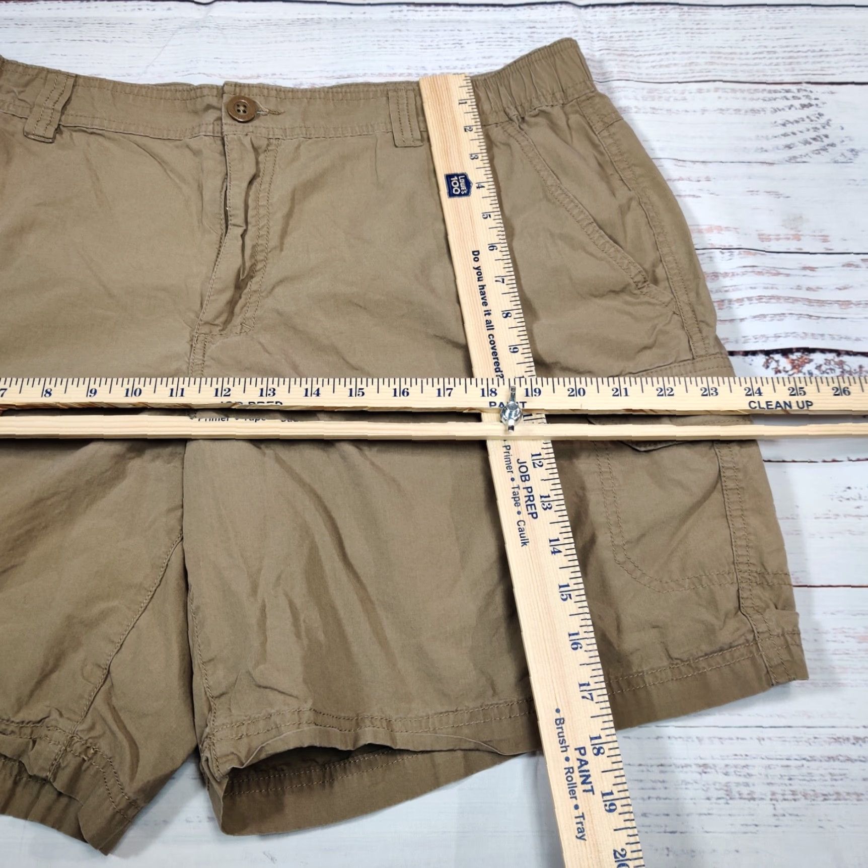 Vintage Columbia Cargo Shorts Mens Size 40 Tan Beige 100% Cotton Flat Front Size US 40 / EU 56 - 2 Thumbnail