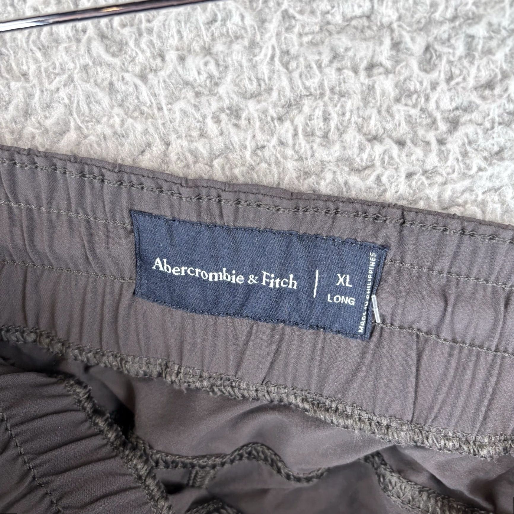 Abercrombie & Fitch VINTAGE Abercrombie & Fitch Track Pants Mens XL Long Gray Nylon Zip Pockets Lightweight Size US 36 / EU 52 - 7 Thumbnail
