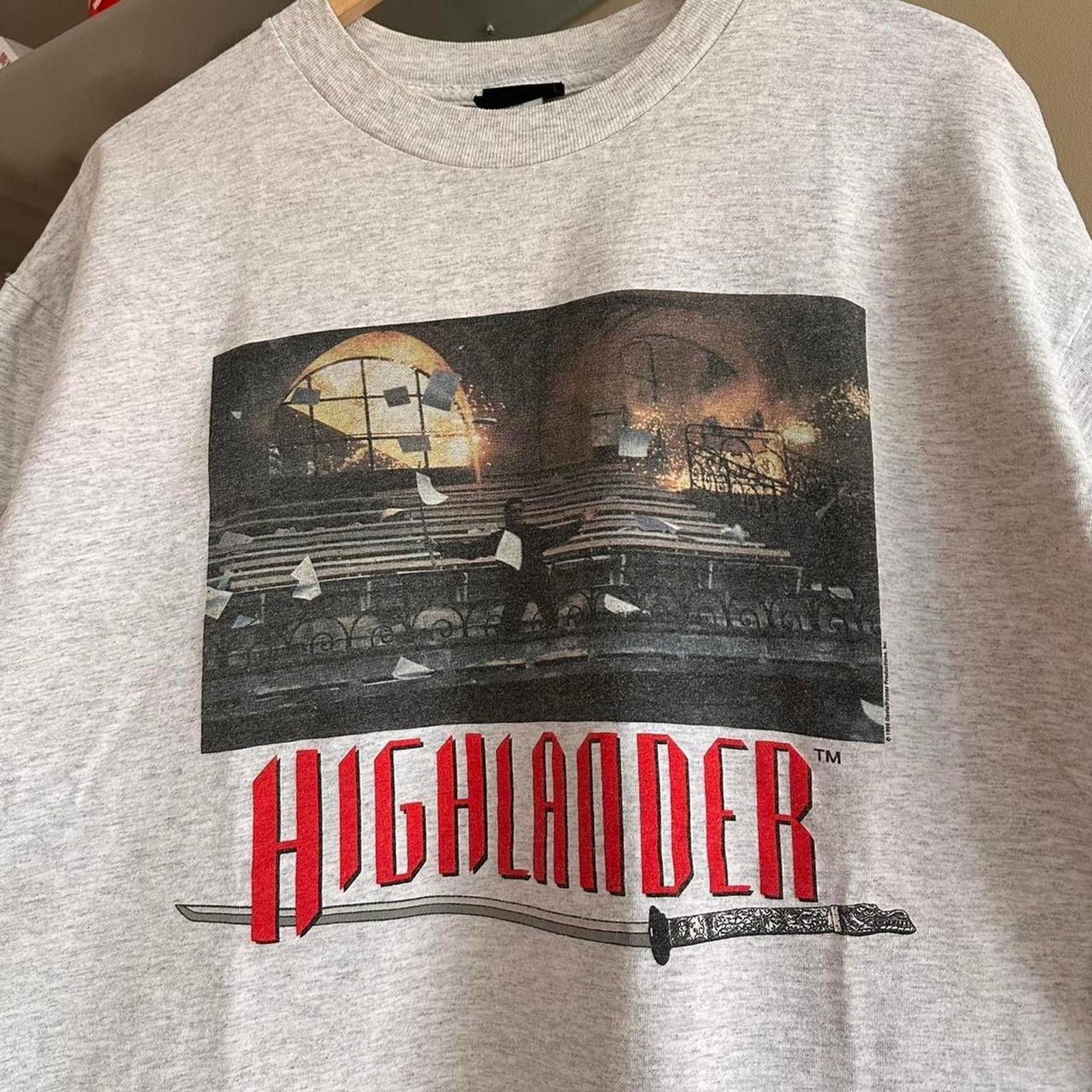 Vintage Vintage 1996 Highlander Movie Shirt Size US XL / EU 56 / 4 - 2 Thumbnail