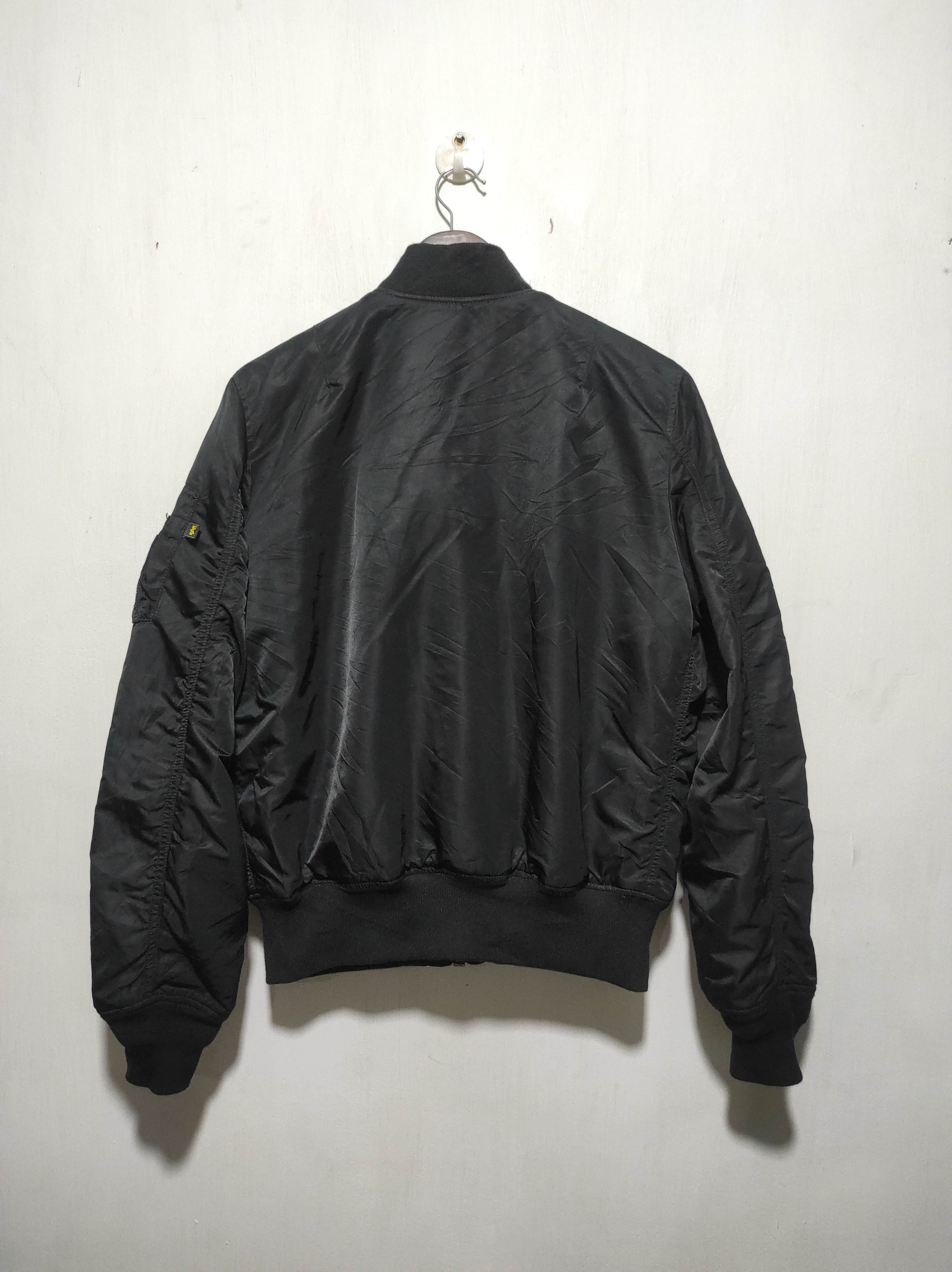 Alpha Industries Vintage Alpha Industries Riversible MA-1 Bomber Jacket Black Size US L / EU 52-54 / 3 - 13 Thumbnail