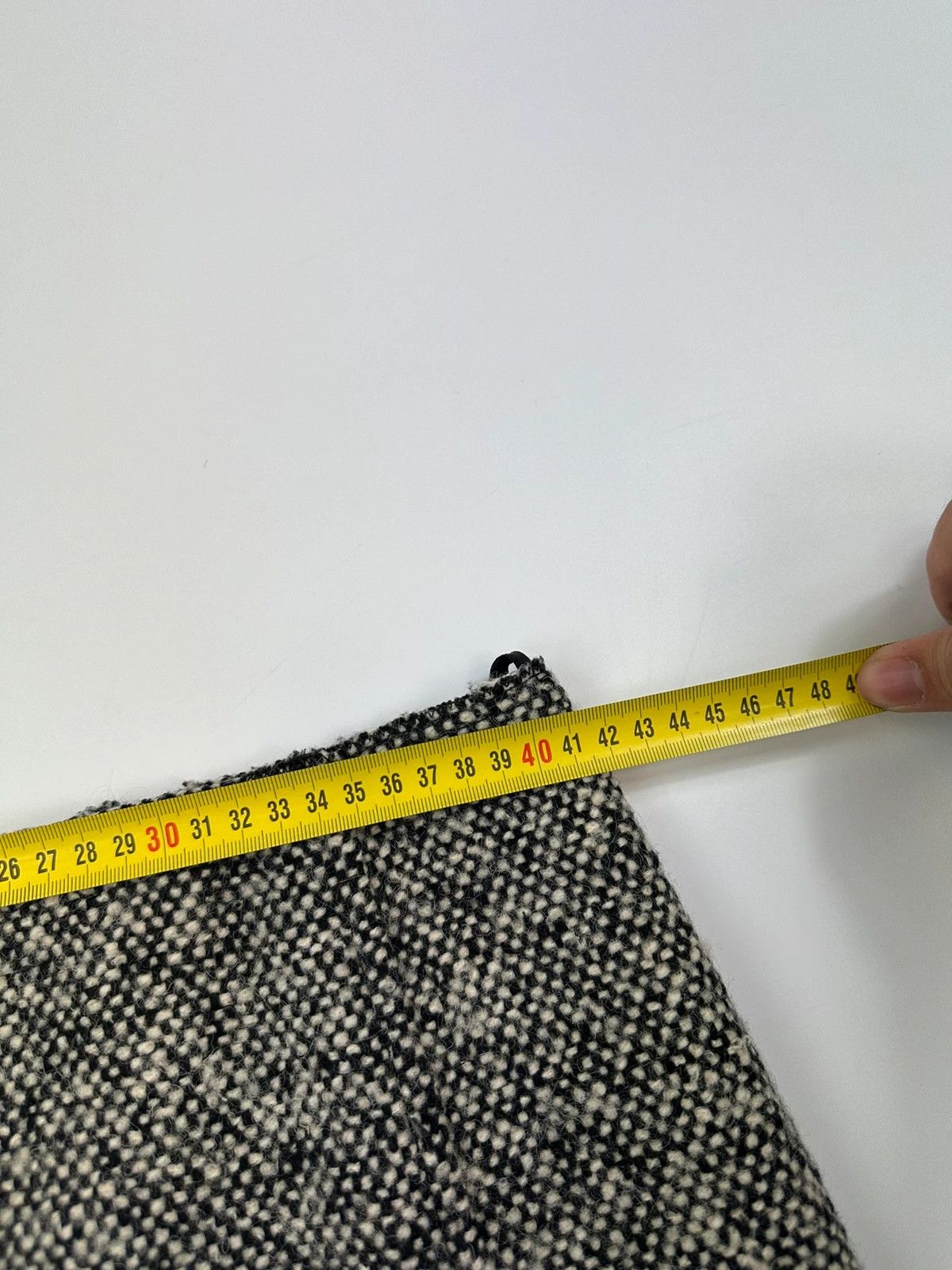 Miu Miu Miu Miu 00’s Grey Tweed Wool Skirt Strass Spike Nail Size 34" / US 12 / IT 48 - 11 Thumbnail