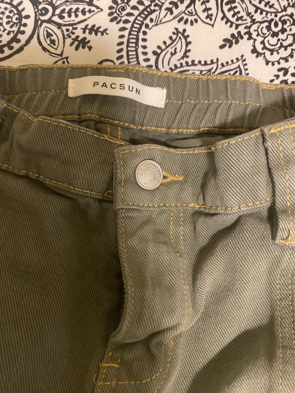 Pacsun Pacsun Low Rise Puddle Cargo Pants Size 30" / US 8 / IT 44 - 3 Thumbnail