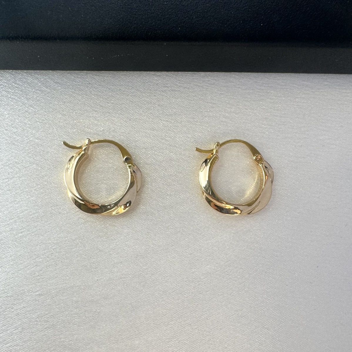 Designer Small Twisted Gold Hoop Earrings for Women Size ONE SIZE - 1 Thumbnail