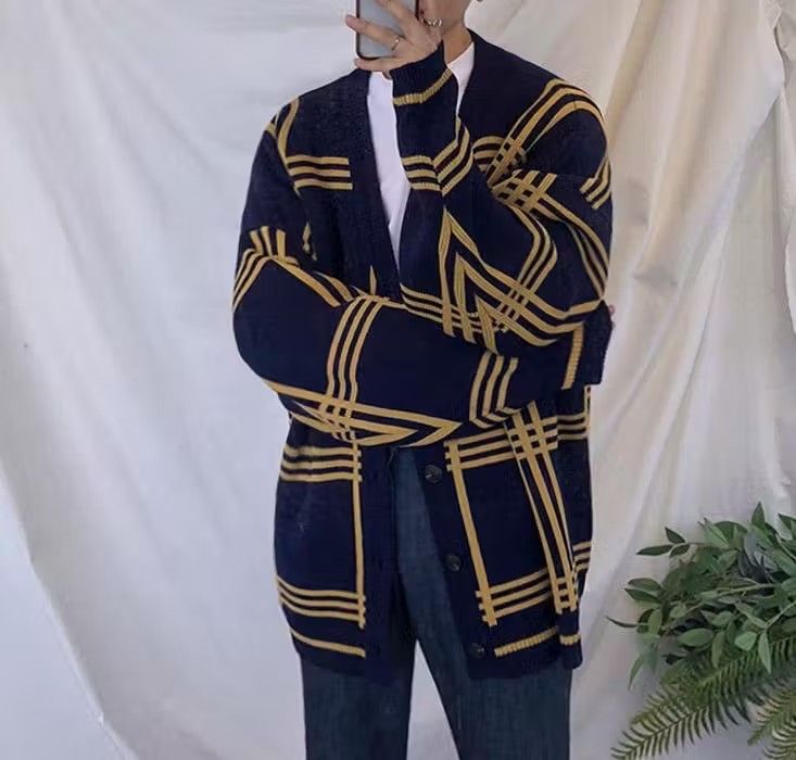 Flannel Pattern Detail Graphic Cardigan Sweater