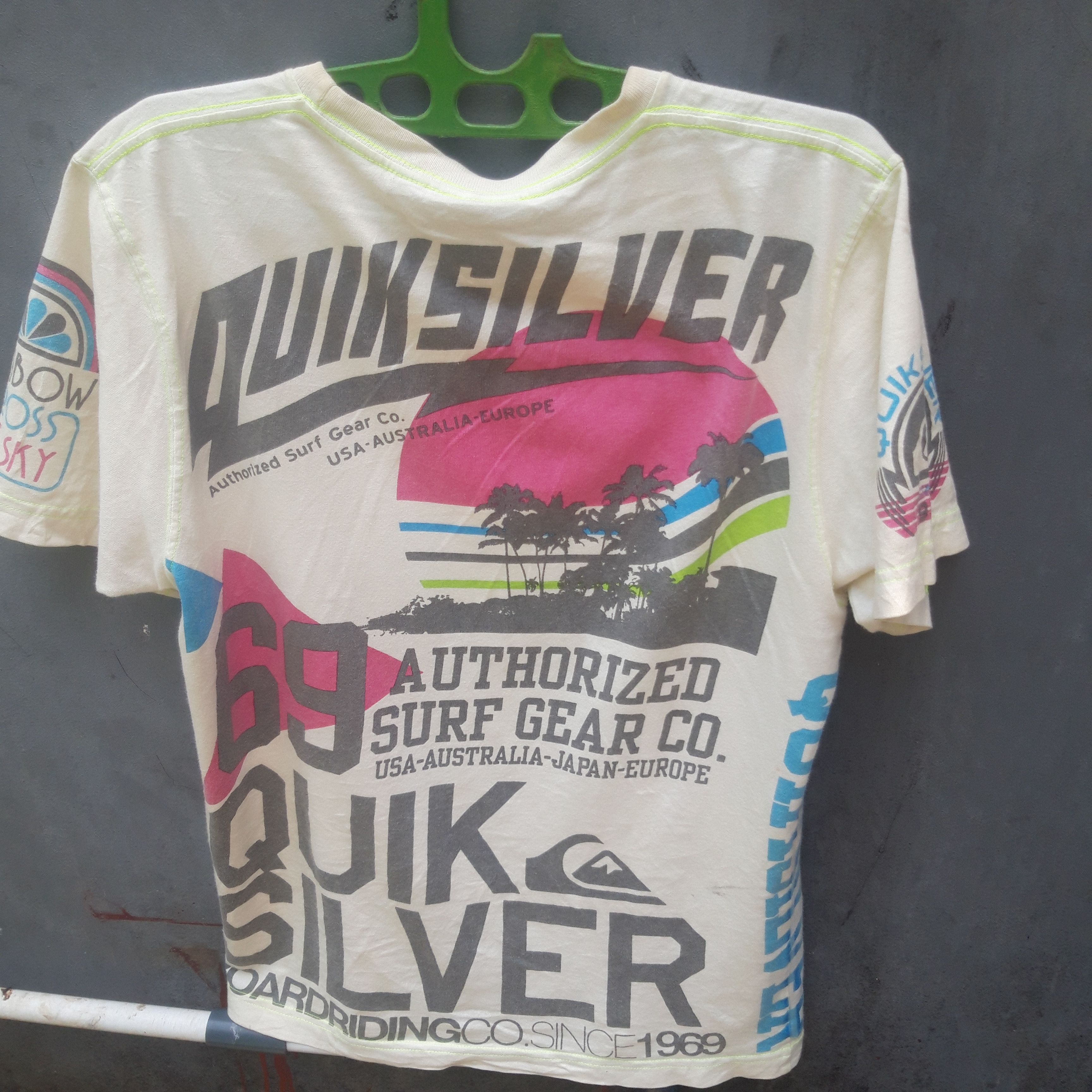 Red Bull Quik silver Size US S / EU 44-46 / 1 - 3 Thumbnail