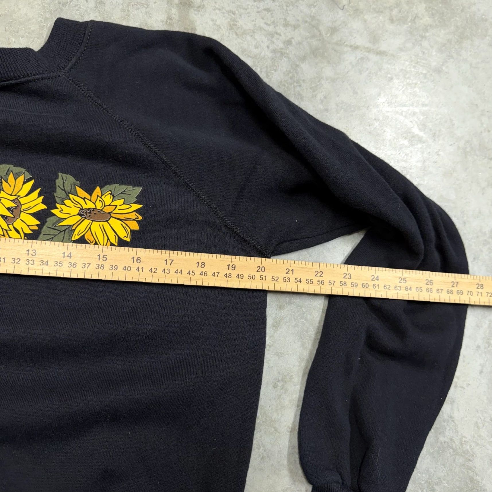 Sunflower VINTAGE Pannill Sweatshirt Womens M Black Sunflower Graphic USA 80s Size M / US 6-8 / IT 42-44 - 4 Thumbnail