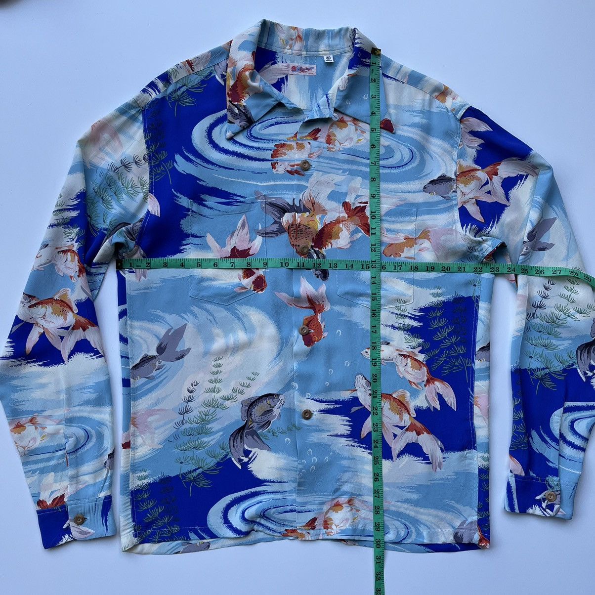 Sun Surf × Toyo Enterprises Sun surf rayon crepe gold fish koi by toyo enterprise Size US M / EU 48-50 / 2 - 9 Thumbnail