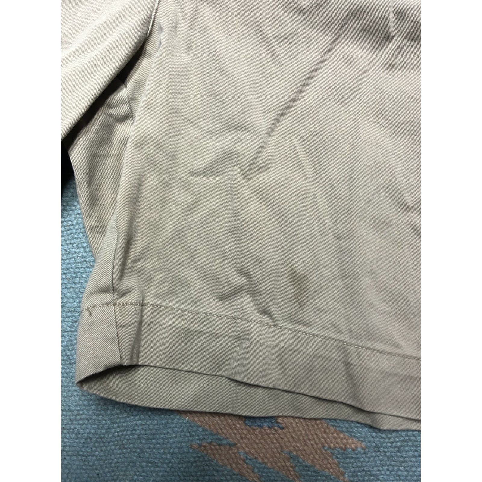 Polo Ralph Lauren Polo Ralph Lauren classic chino shorts cotton flat front Philip casual Men 38 Beige Chino Flat Front, Classic, Regular Fit Size US M / EU 48-50 / 2 - 6 Thumbnail