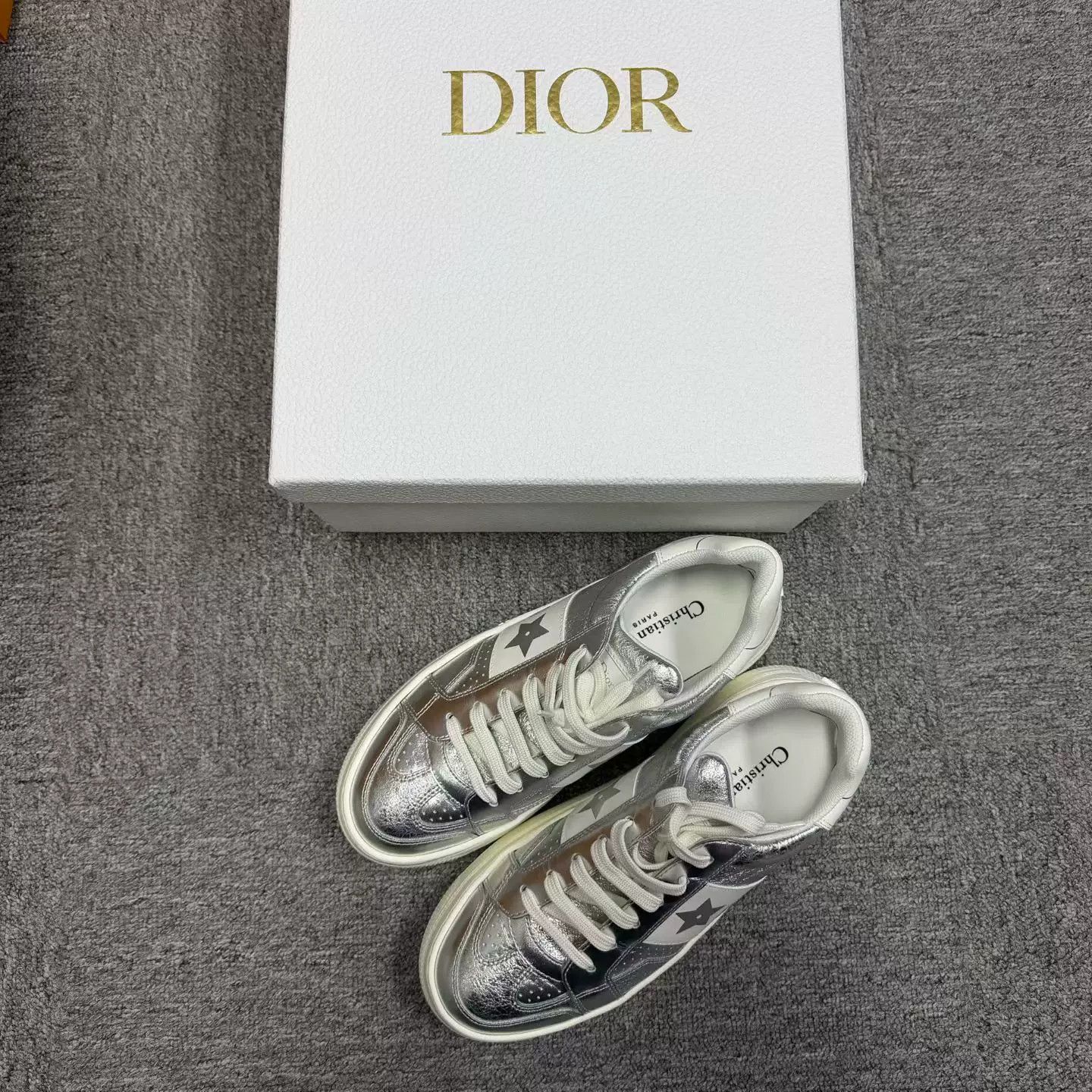 Dior Dior Leather Silver Hoodie 37 Men Size US S / EU 44-46 / 1 - 1 Thumbnail
