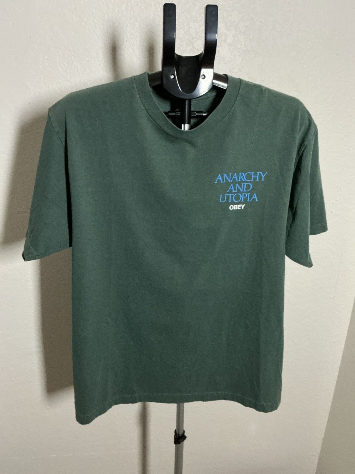 Obey Obey Anarchy & Utopia Size US L / EU 52-54 / 3 - 3 Thumbnail