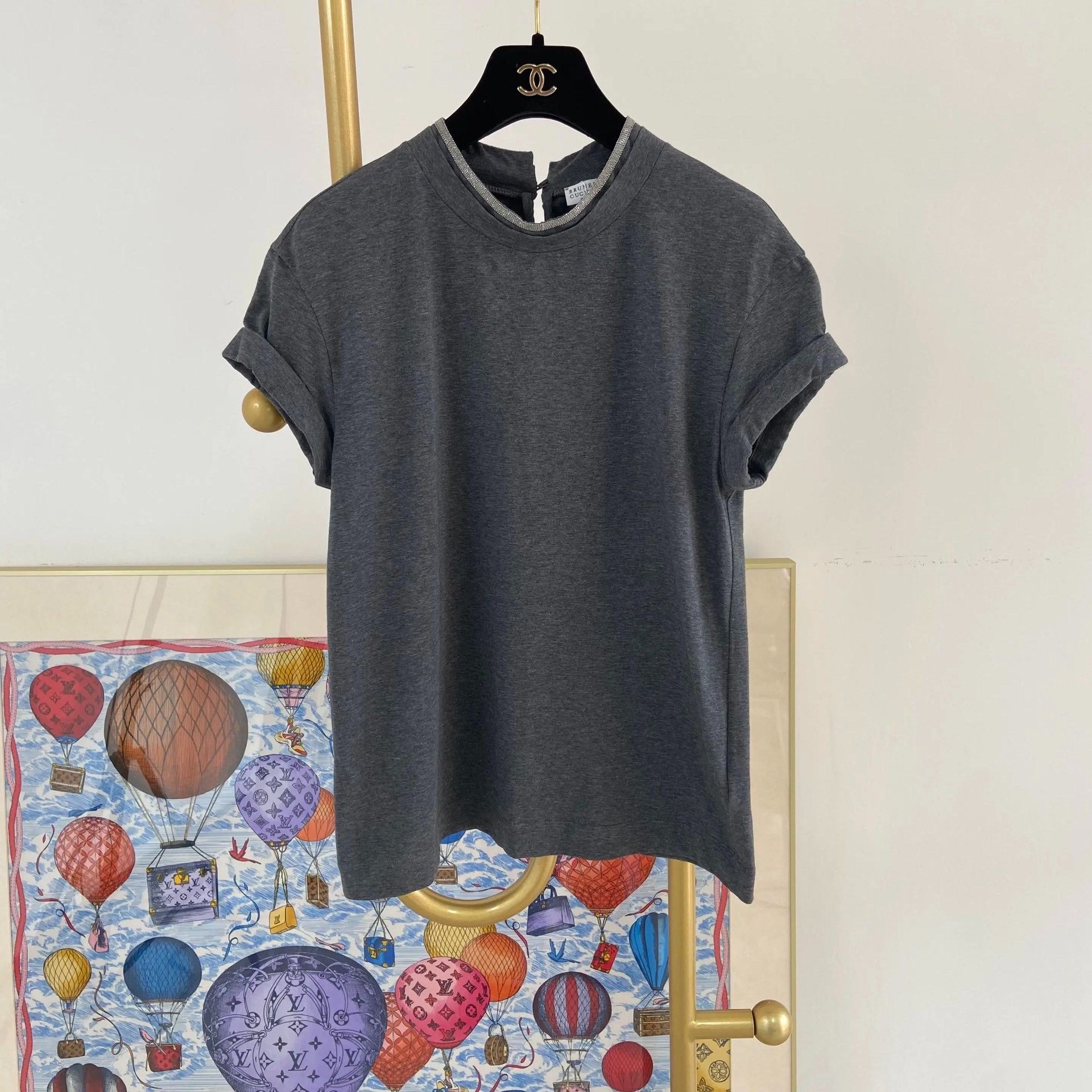 Brunello Cucinelli Brunello Cucinelli Gray Beaded T-shirt XS Size XS / US 0-2 / IT 36-38 - 1 Thumbnail