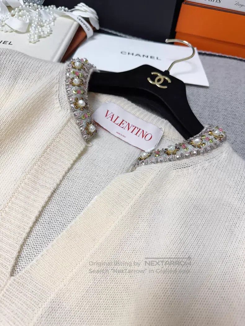 Valentino Valentino Off-white long-sleeved V-neck studded beaded dia Size L / US 10 / IT 46 - 5 Thumbnail