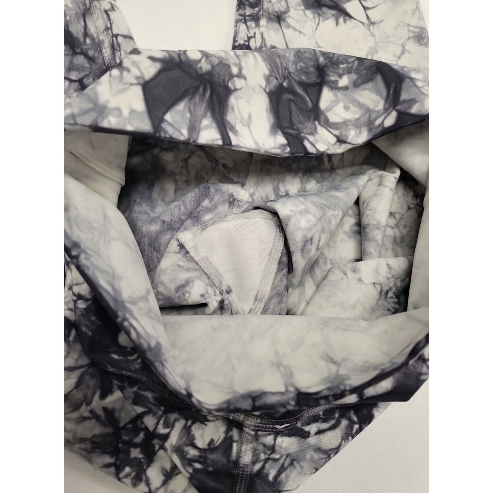 Lululemon Lululemon Wunder Under Hi-Rise Crop Leggings 6 Shibori Antique White Cement Grey Women's Size ONE SIZE - 5 Thumbnail