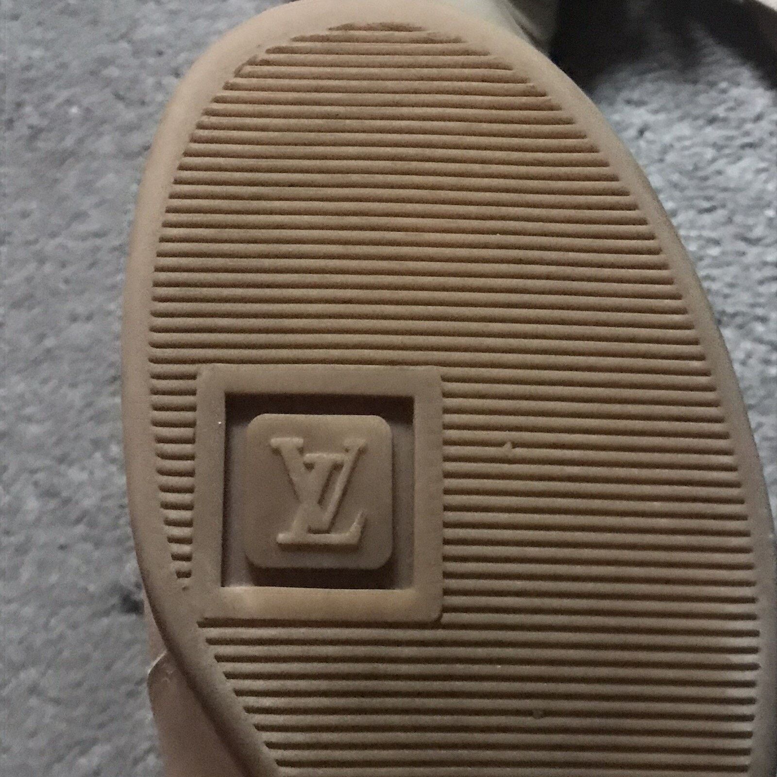 Louis Vuitton VINTAGE Louis Vuitton Sneakers Leather Toe women Beige Size US 7.5 / IT 37.5 - 12 Thumbnail