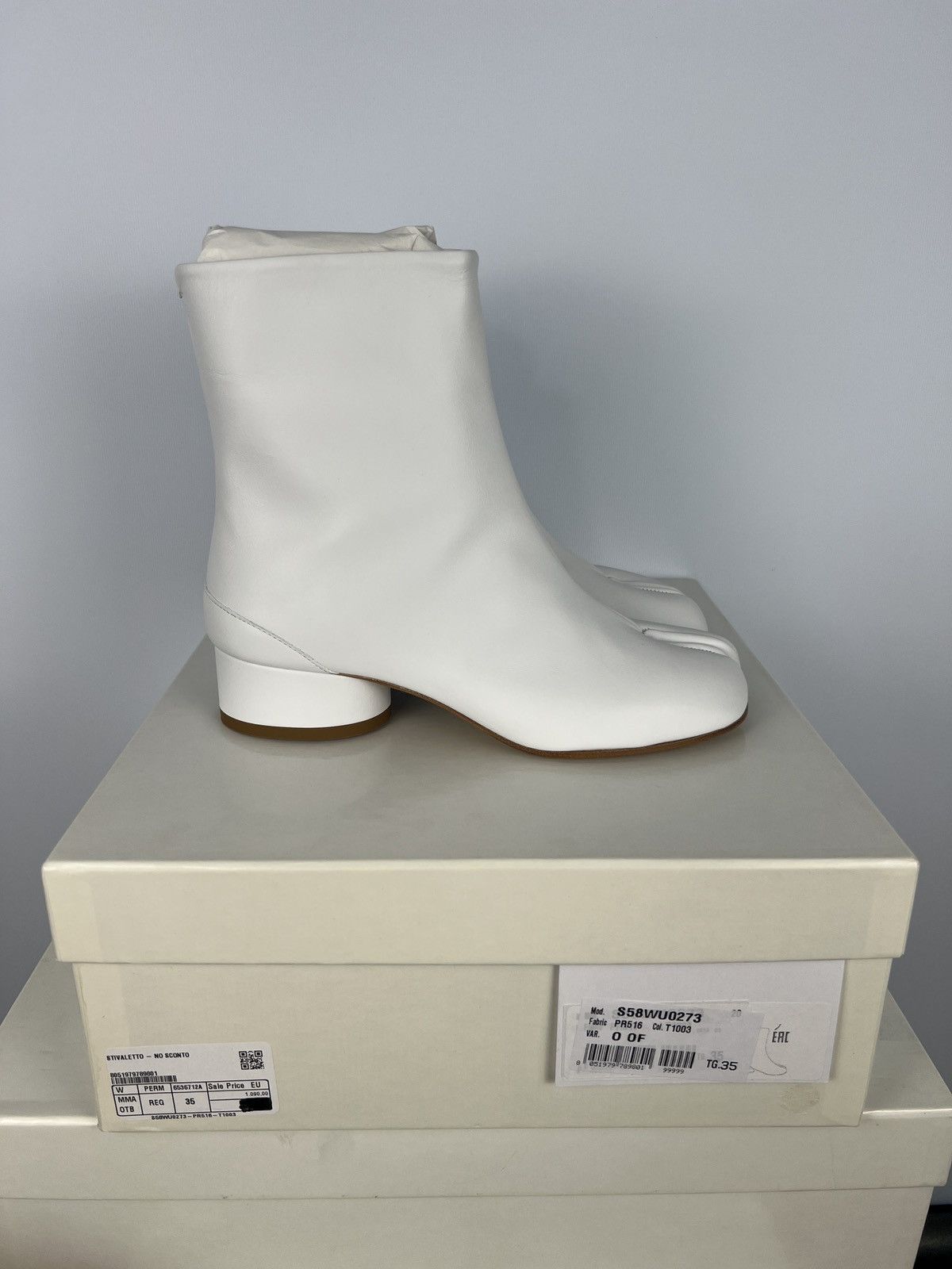 Maison Margiela White Tabi Heels Maison Martin Margiela (new with tags) Size US 5 / IT 35 - 2 Thumbnail