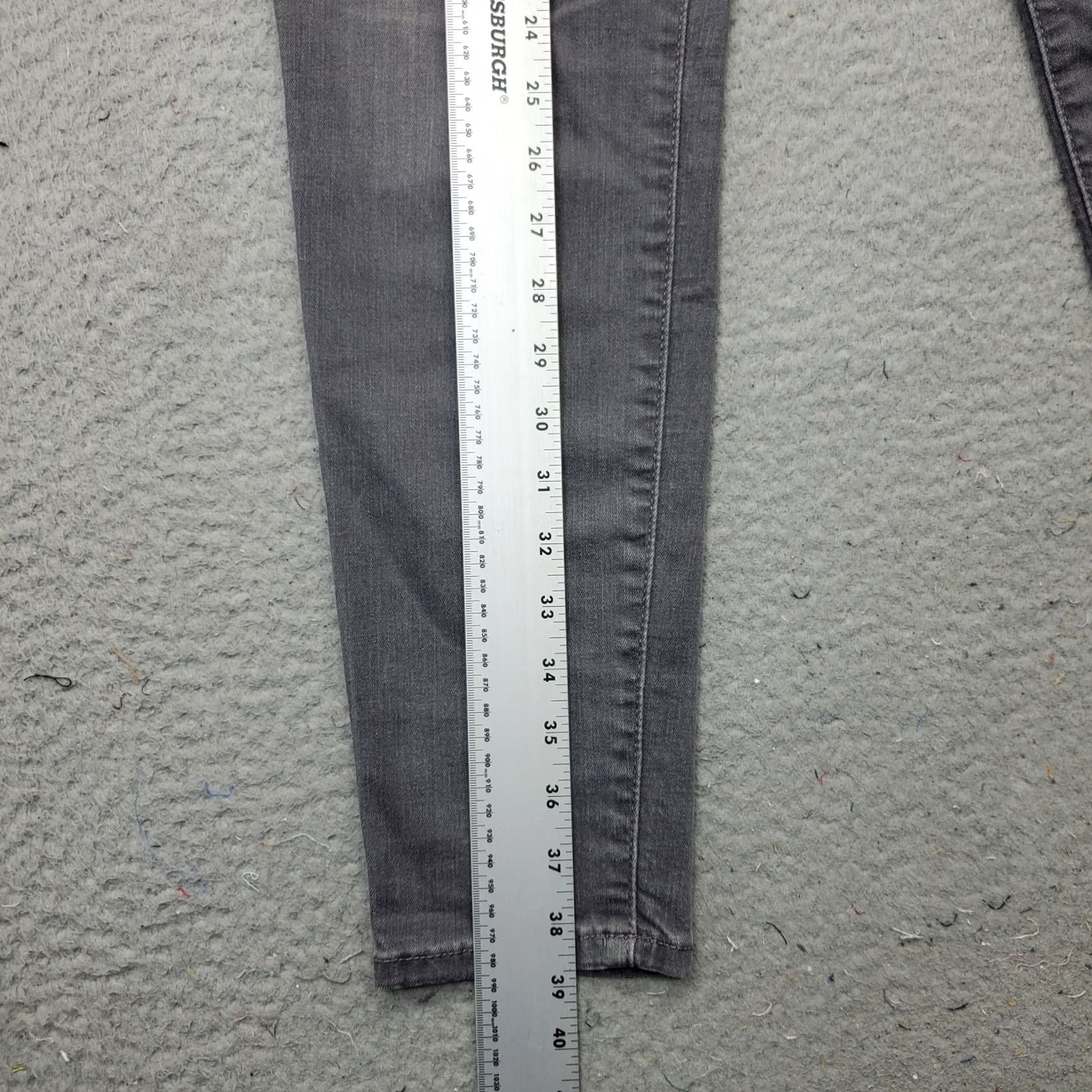 Banana Republic Banana Republic Women's 28/6 Gray Denim High Rise 5-Pocket Skinny Jeans Shirt Category: Jeans Size 28" / US 6 / IT 42 - 3 Thumbnail