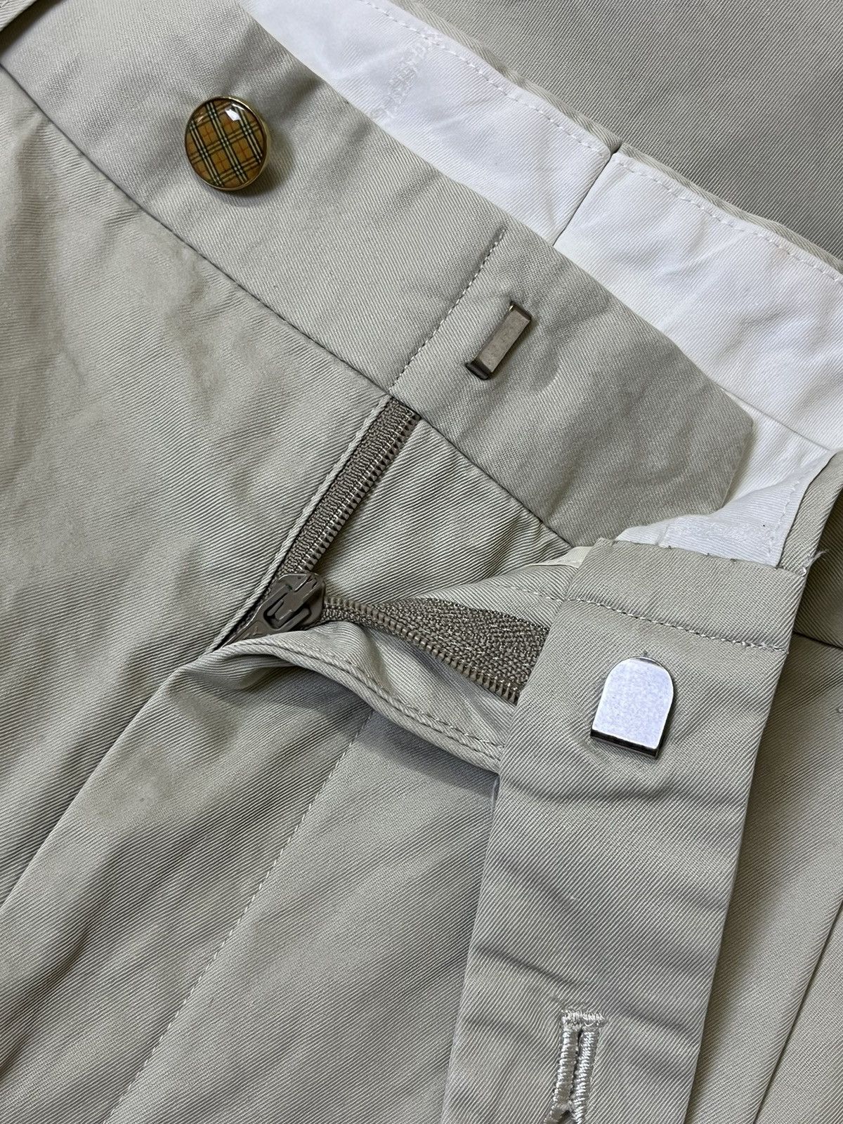 Burberry CASUAL🔥VINTAGE BURBERRYS SLACKS CASUAL PANT Size US 32 / EU 48 - 9 Thumbnail