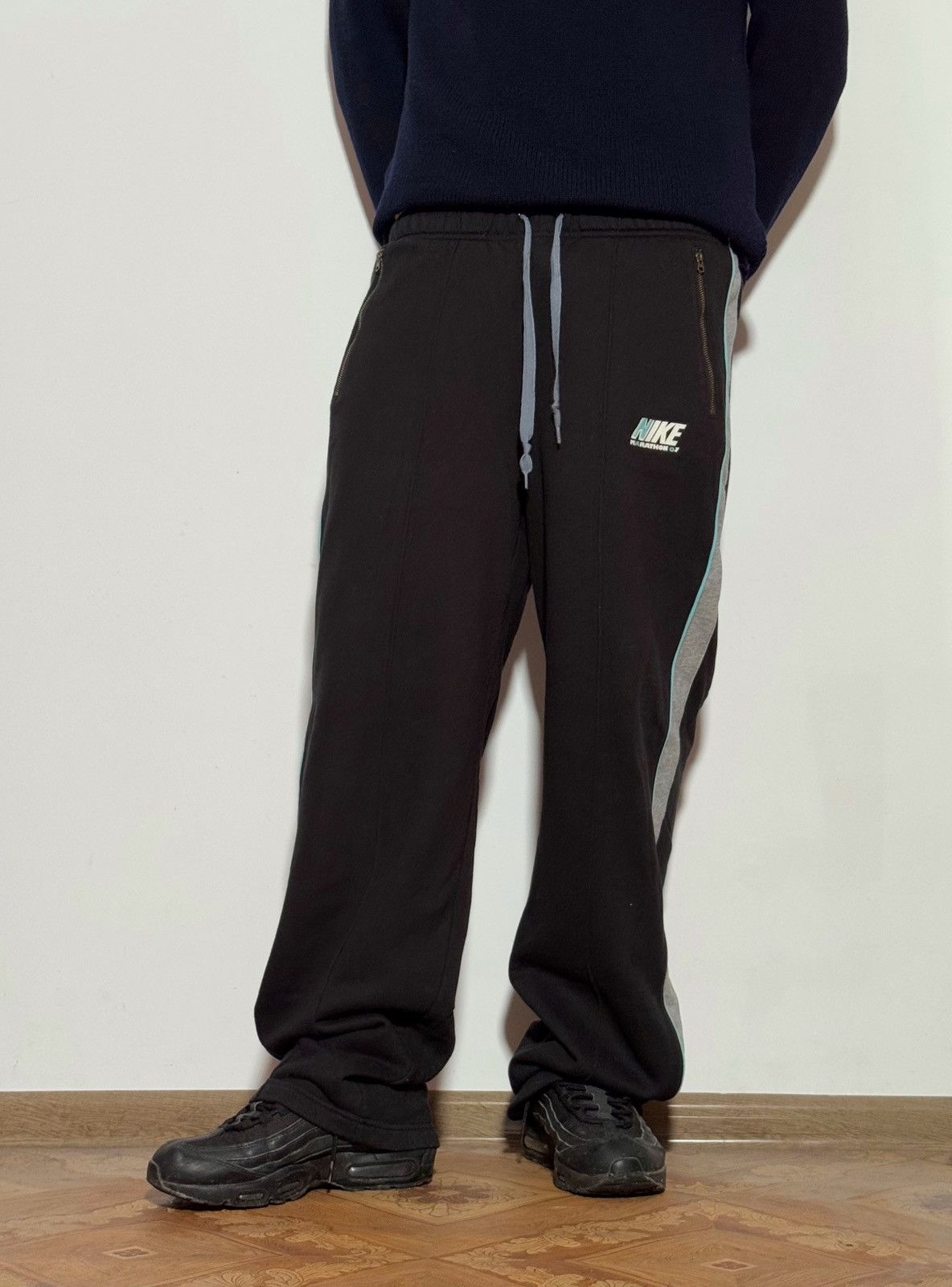 Nike Vintage Nike Marathon 07 Sweatpants Size US 32 / EU 48 - 1 Thumbnail