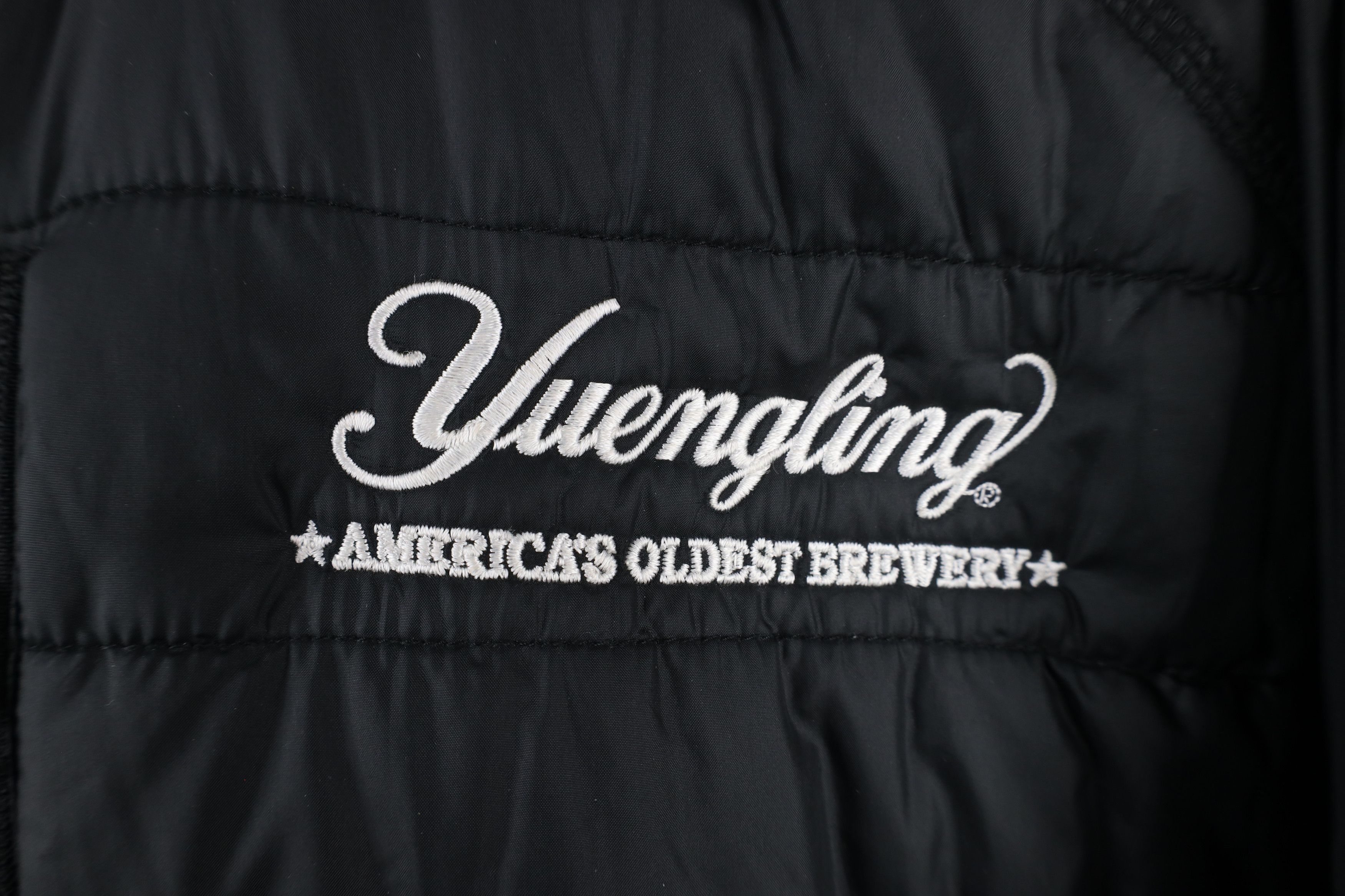 Vintage Streetwear Out Yuengling Beer Full Zip Puffer Jacket Black Size US XXL / EU 58 / 5 - 5 Thumbnail