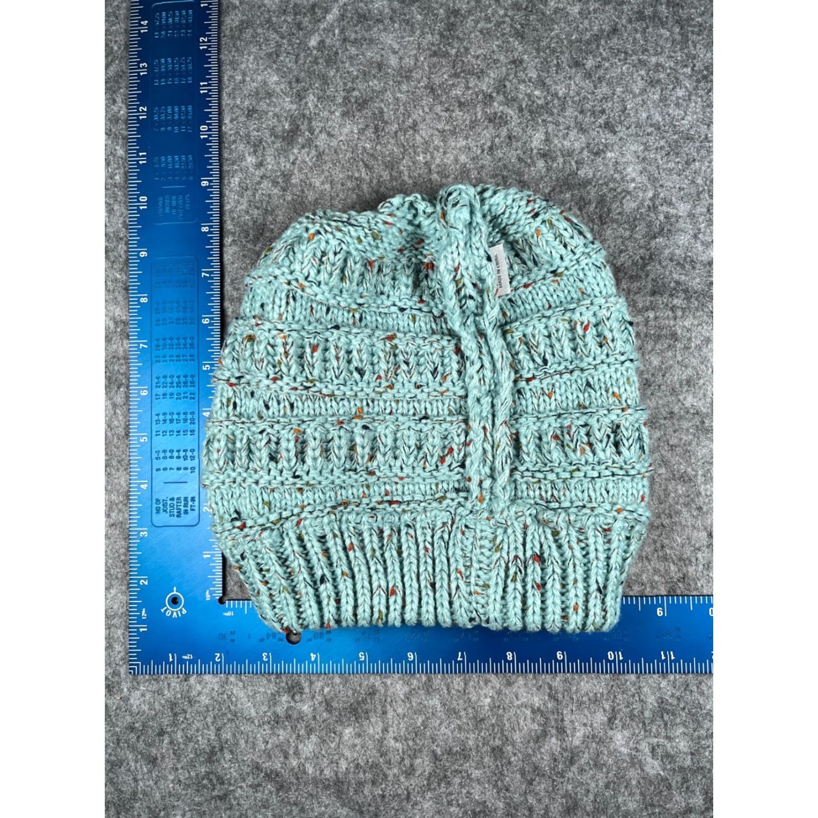 Vintage C.C Exclusive Beanie Women One Size Blue Acrylic Knit Messy Bun Outdoor Ski Size ONE SIZE - 6 Thumbnail