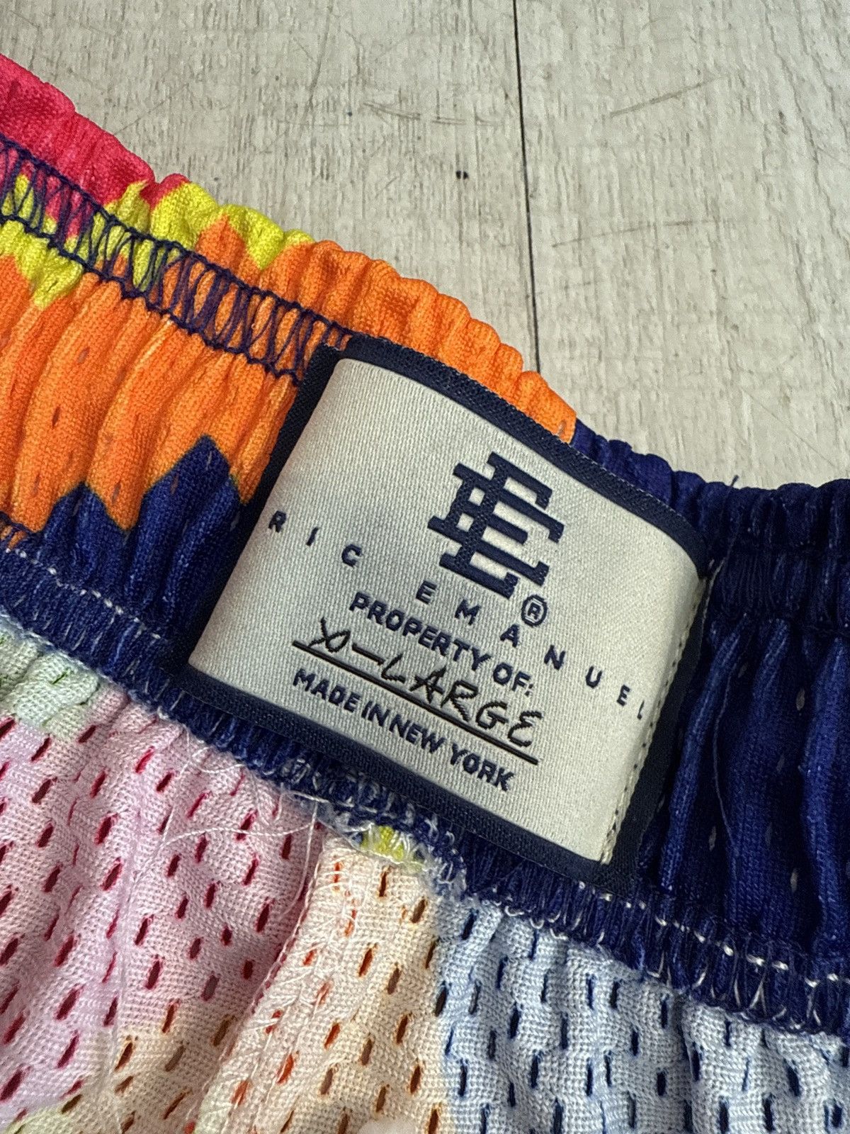 Eric Emanuel Eric Emanuel fiesta purple green shorts Size US 36 / EU 52 - 6 Thumbnail