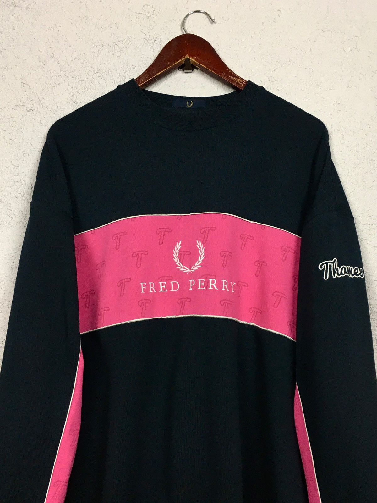 Thames MMXX. crewneck THAMES x FRED PERRY Chest Panel Sweater sweatshirt Size US L / EU 52-54 / 3 - 2 Thumbnail
