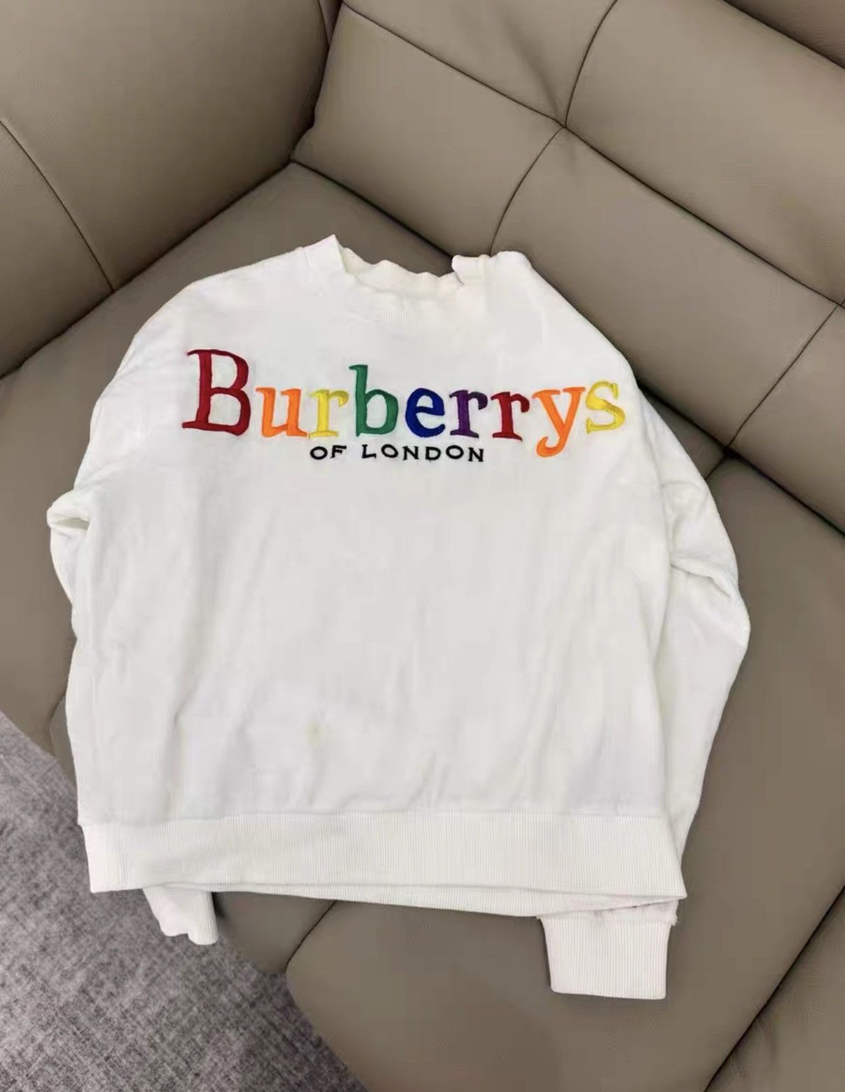 Burberry Burberry white long-sleeve sweatshirt J38 Size XS / US 0-2 / IT 36-38 - 1 Thumbnail