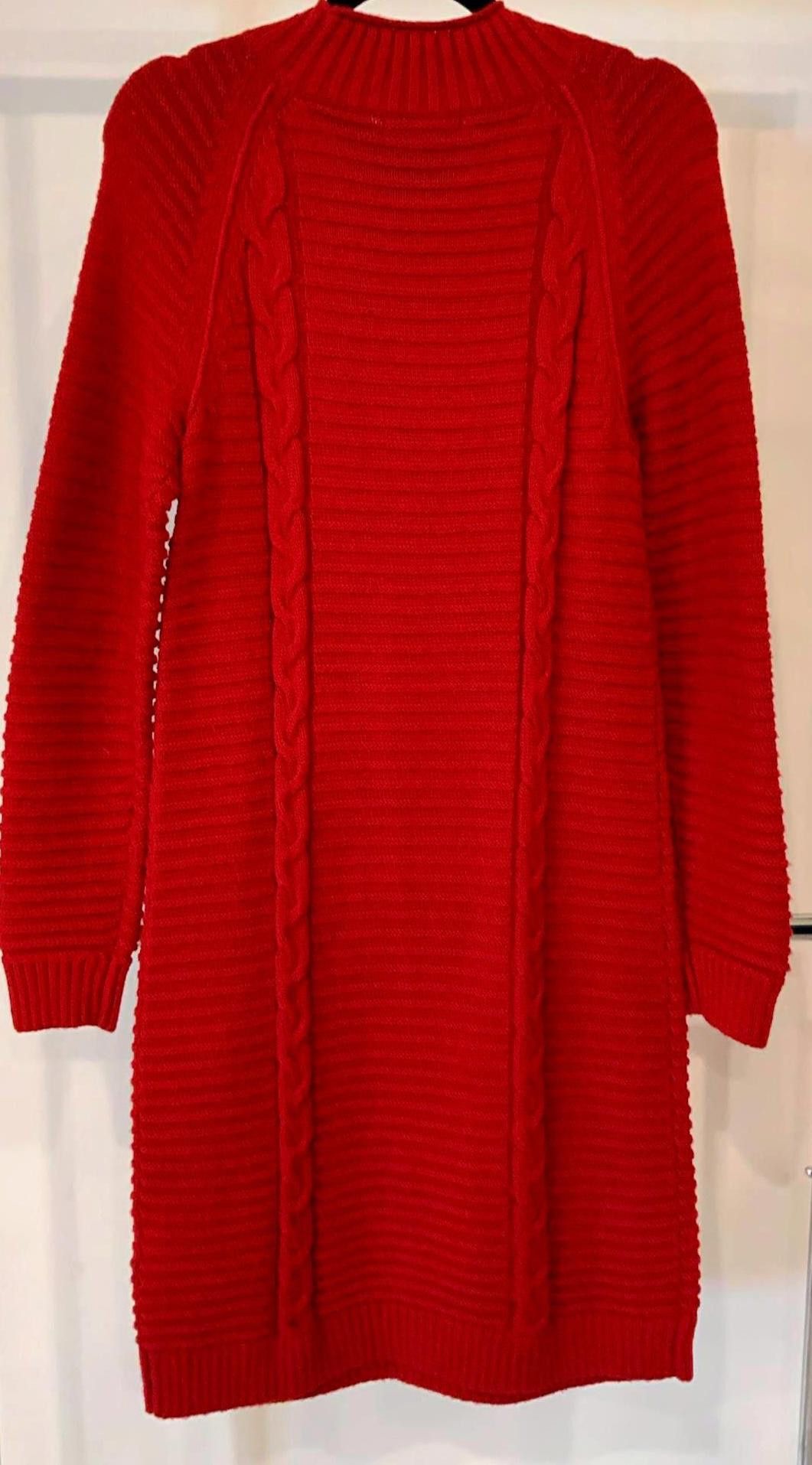 Banana Republic Cozy Banana Republic Red Cable Knit Sweater Dress - Size M Size M / US 6-8 / IT 42-44 - 2 Thumbnail