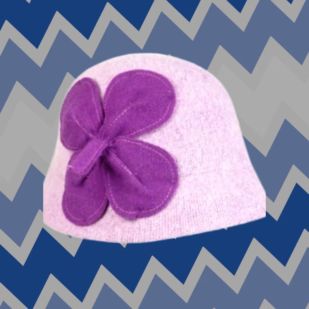 Vintage August Accessories Brilliant Purple-Lilac Cloche Bucket Hat Womens Casual Floral Style 16612 Size ONE SIZE - 1 Thumbnail